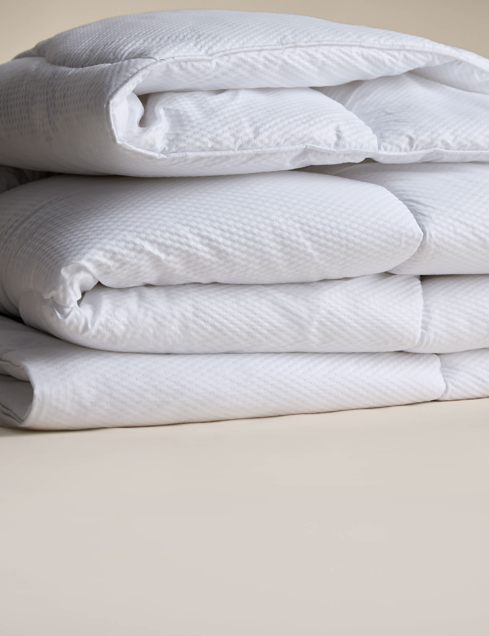 Guest Essentials 7.5 Tog Duvet