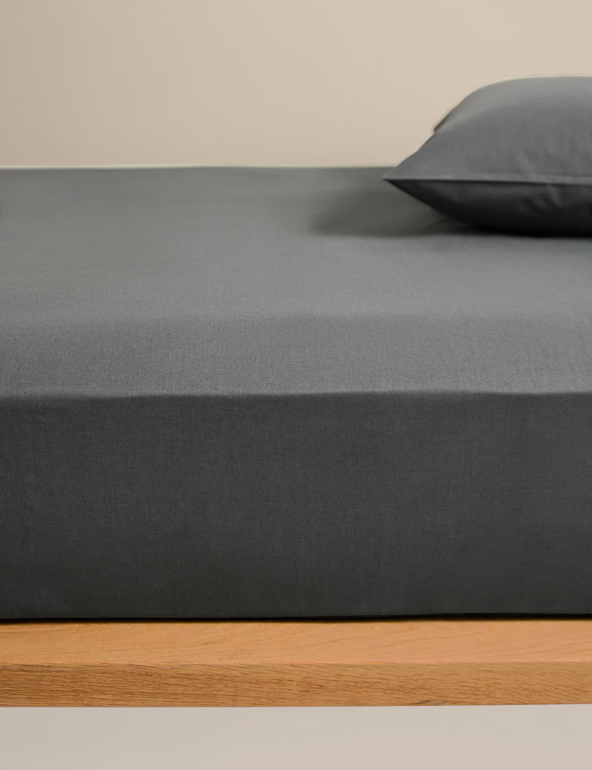 Body Sensor deep fitted sheet 30cm deep - British product