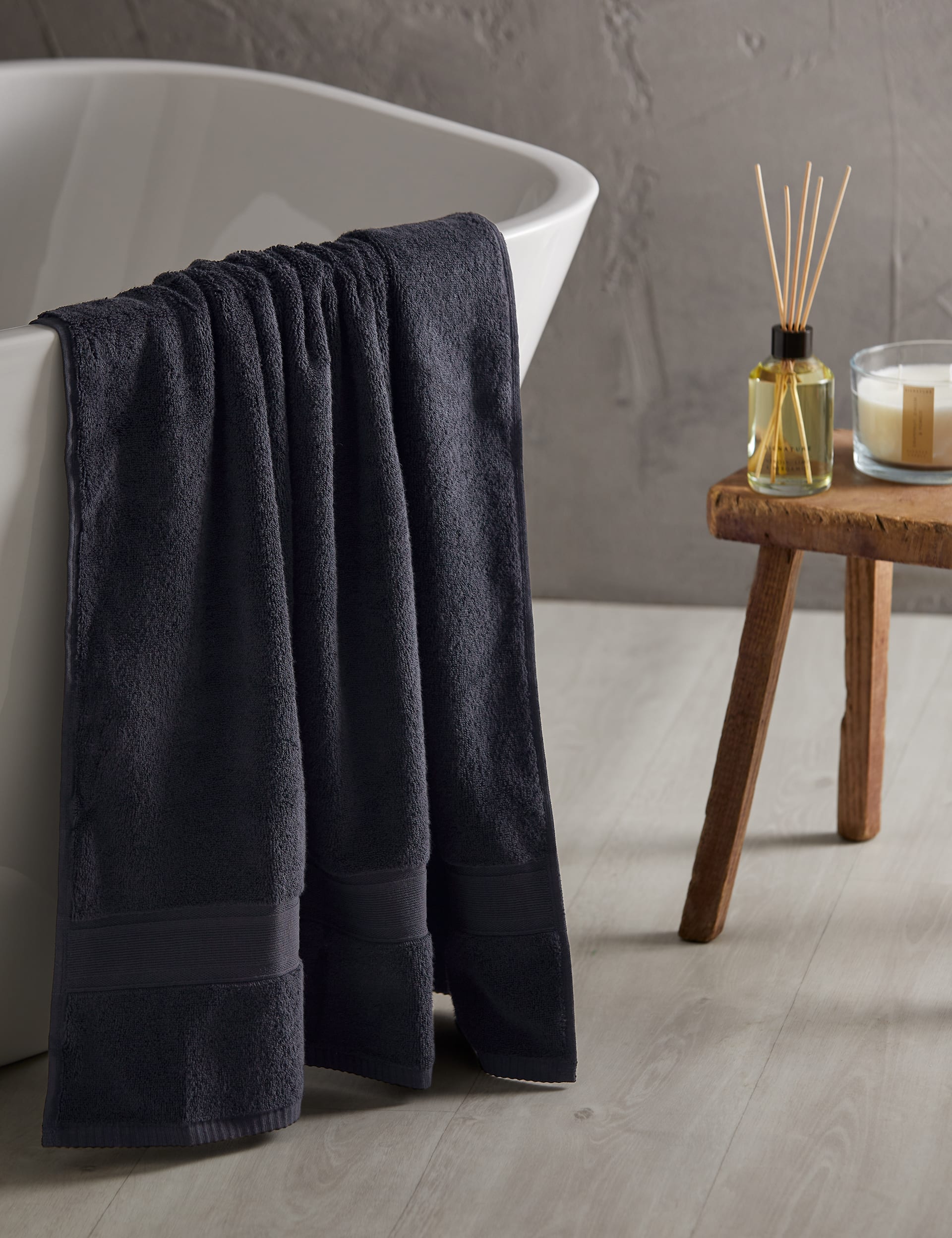 Super soft pure cotton bath towel (British brand)