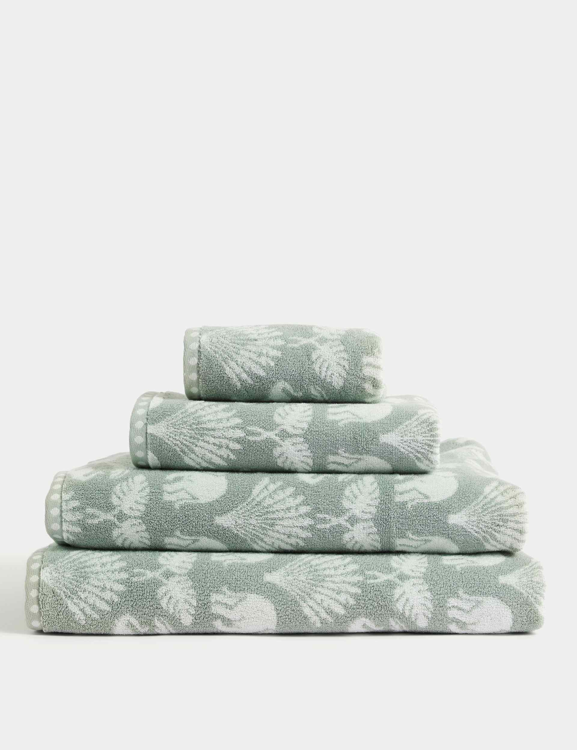 Pure cotton towel with elephant and palm tree design, imported from the UK