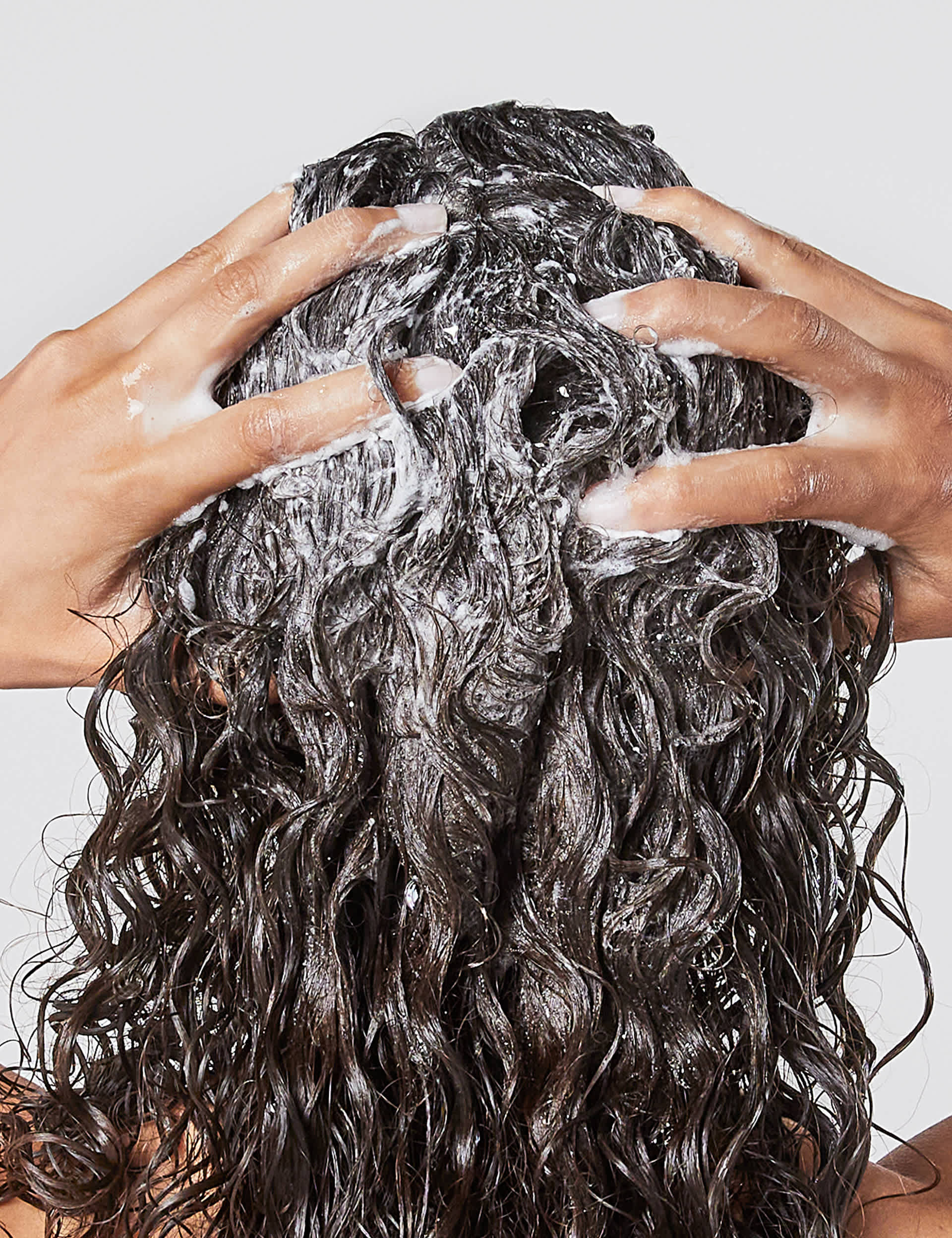 Philip Kingsley Flaky/Itchy Scalp Hydrating Curl Anti-Dandruff Shampoo 500ml, imported from the UK