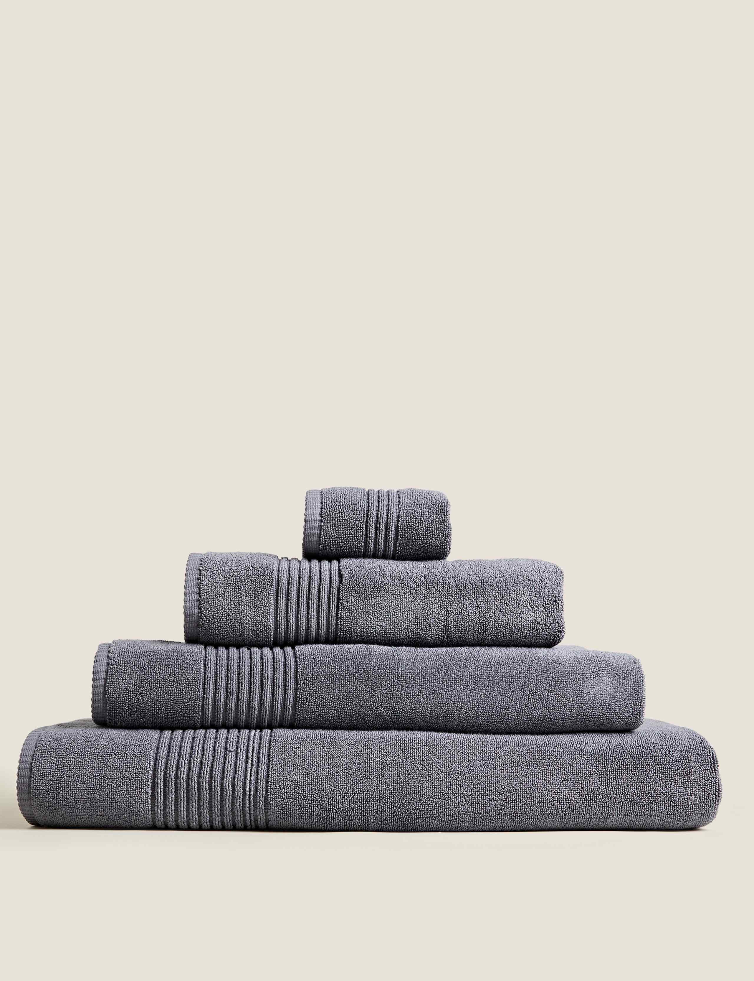 Plush Egyptian cotton towel with 800 GSM, imported from the UK