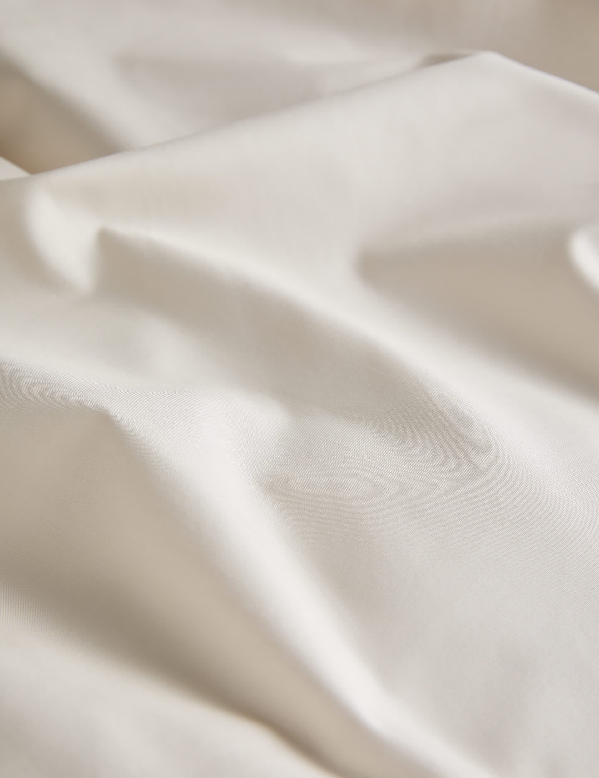 Cotton plain duvet cover 180 thread count, imported from the UK