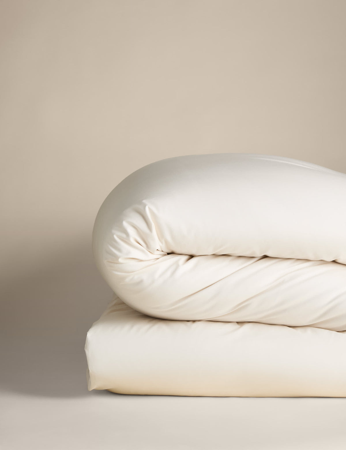 Cotton plain duvet cover 180 thread count, imported from the UK