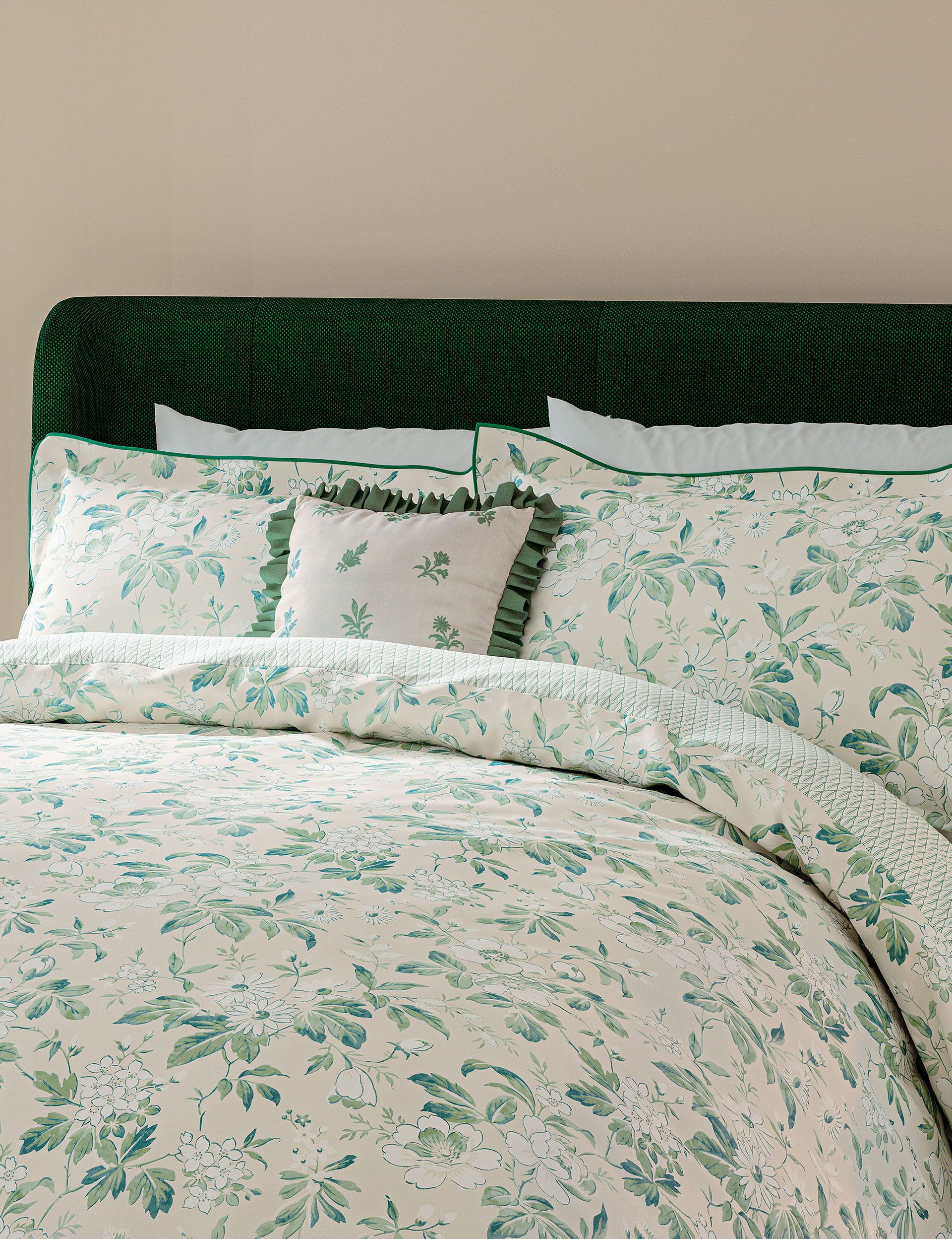 V&A Briar Bloom bedding set, imported from the UK