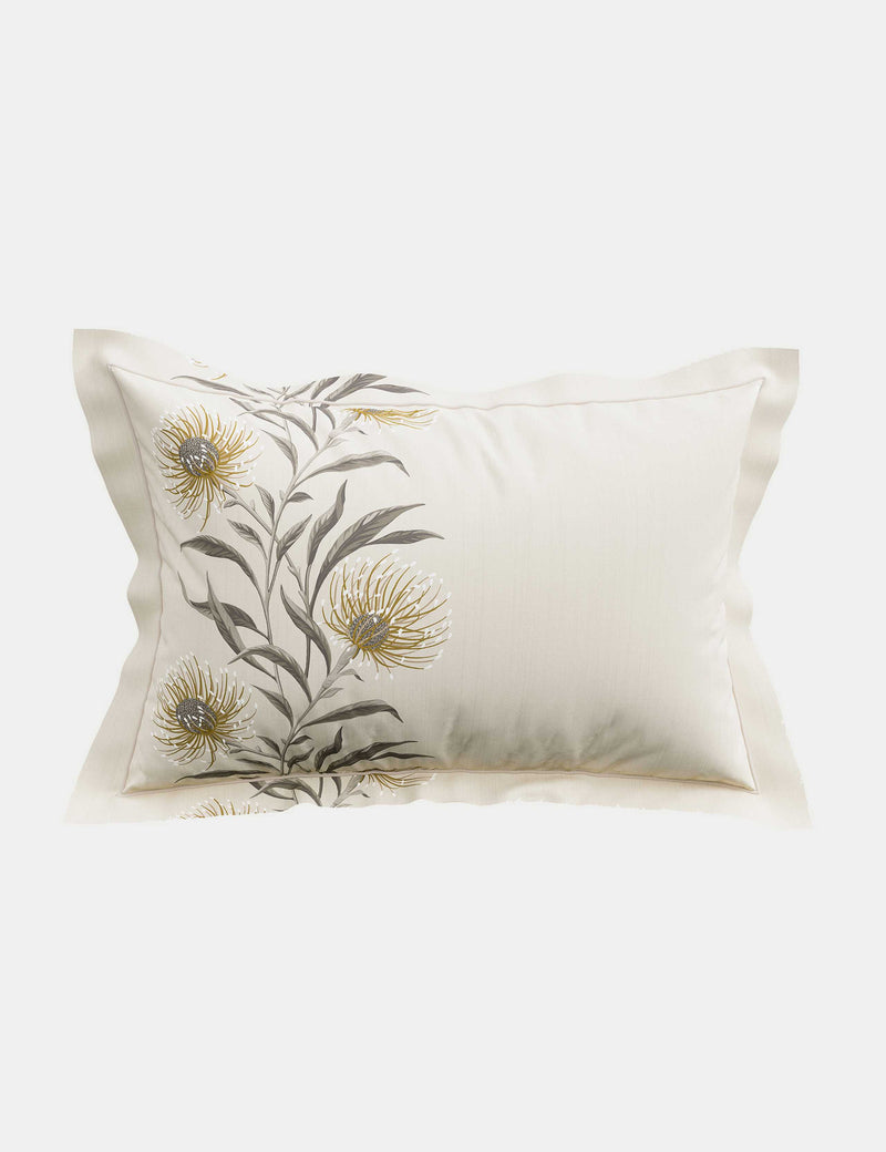 Catherinae bedding set, imported from the UK