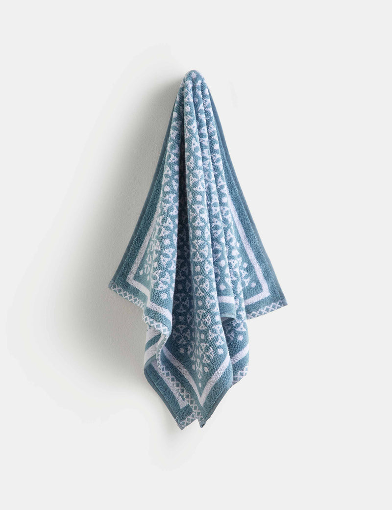 Pure cotton geometric circle bath towel, imported from the UK