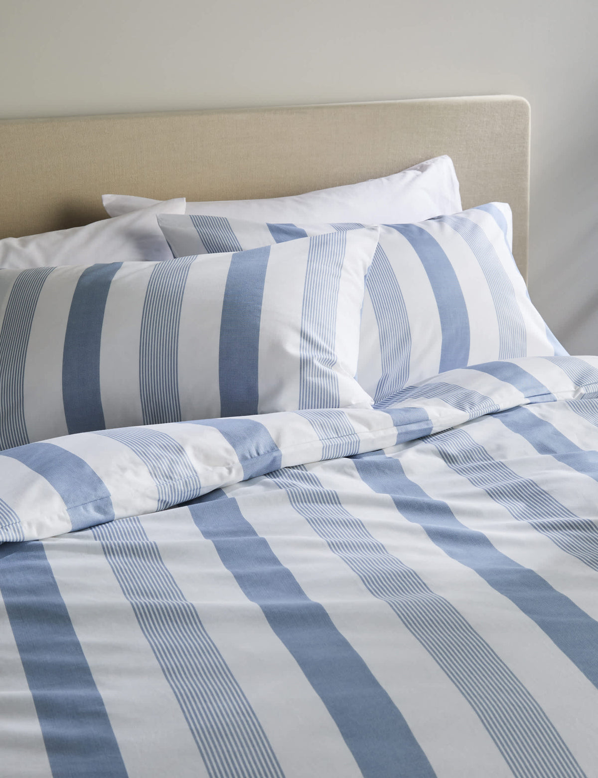 Hadley Striped Cotton Bedding Set Single, imported from the UK