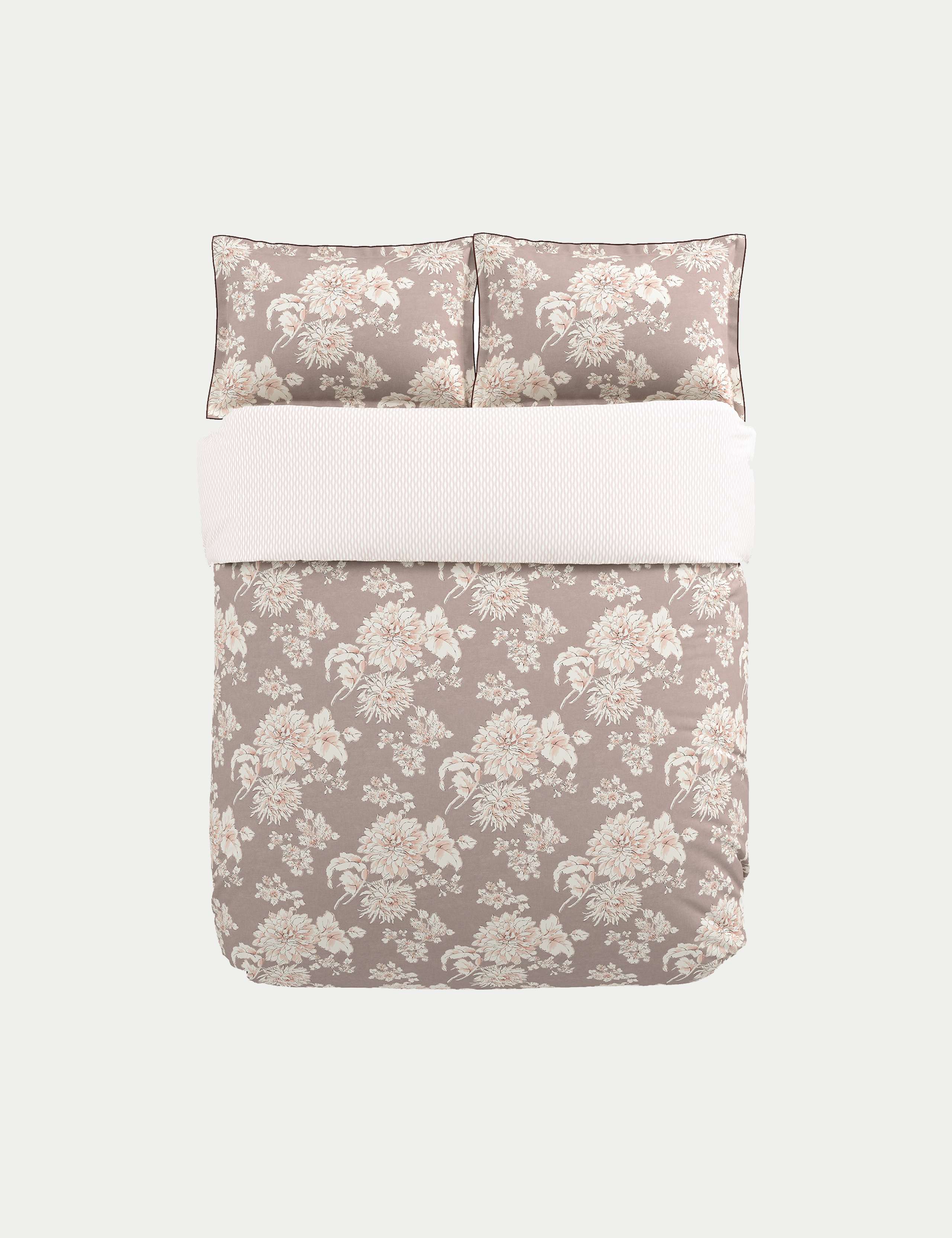 Bedeck of Belfast Kassi King bedding set, imported from the UK