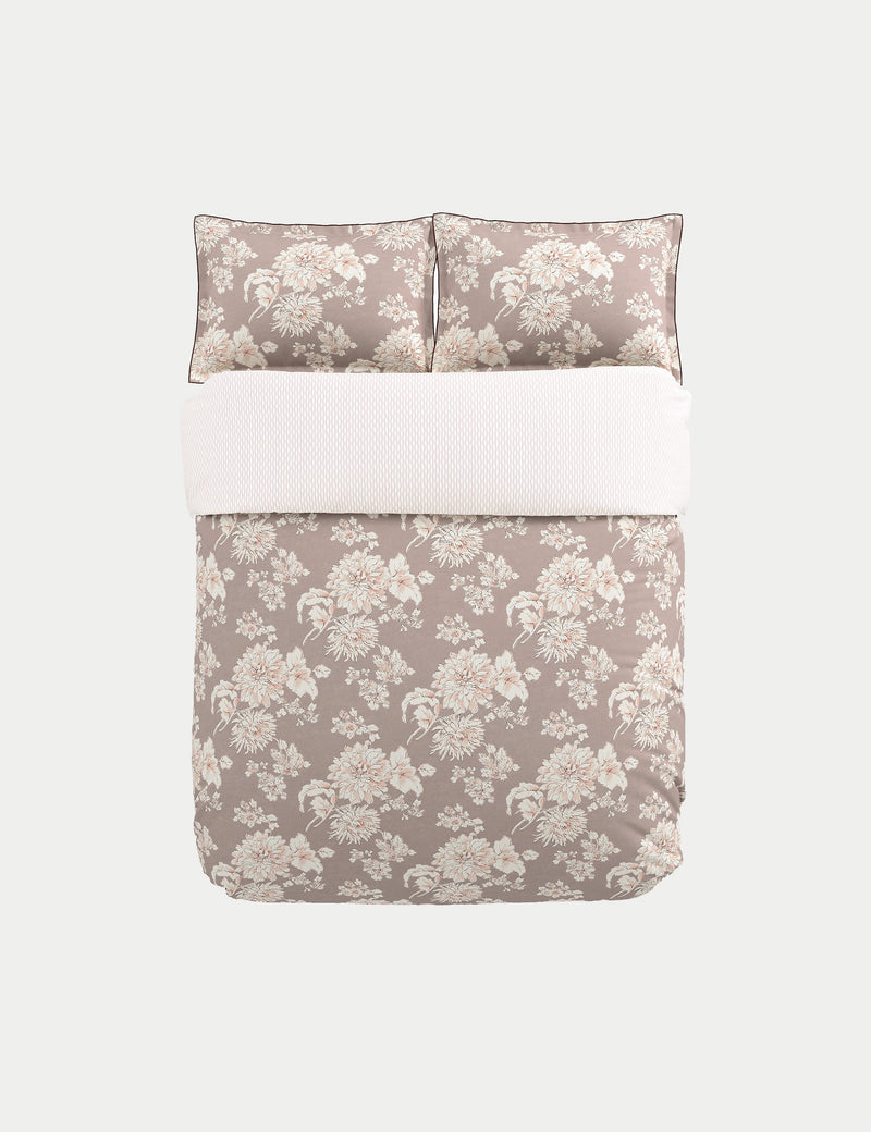 Bedeck of Belfast Kassi King bedding set, imported from the UK