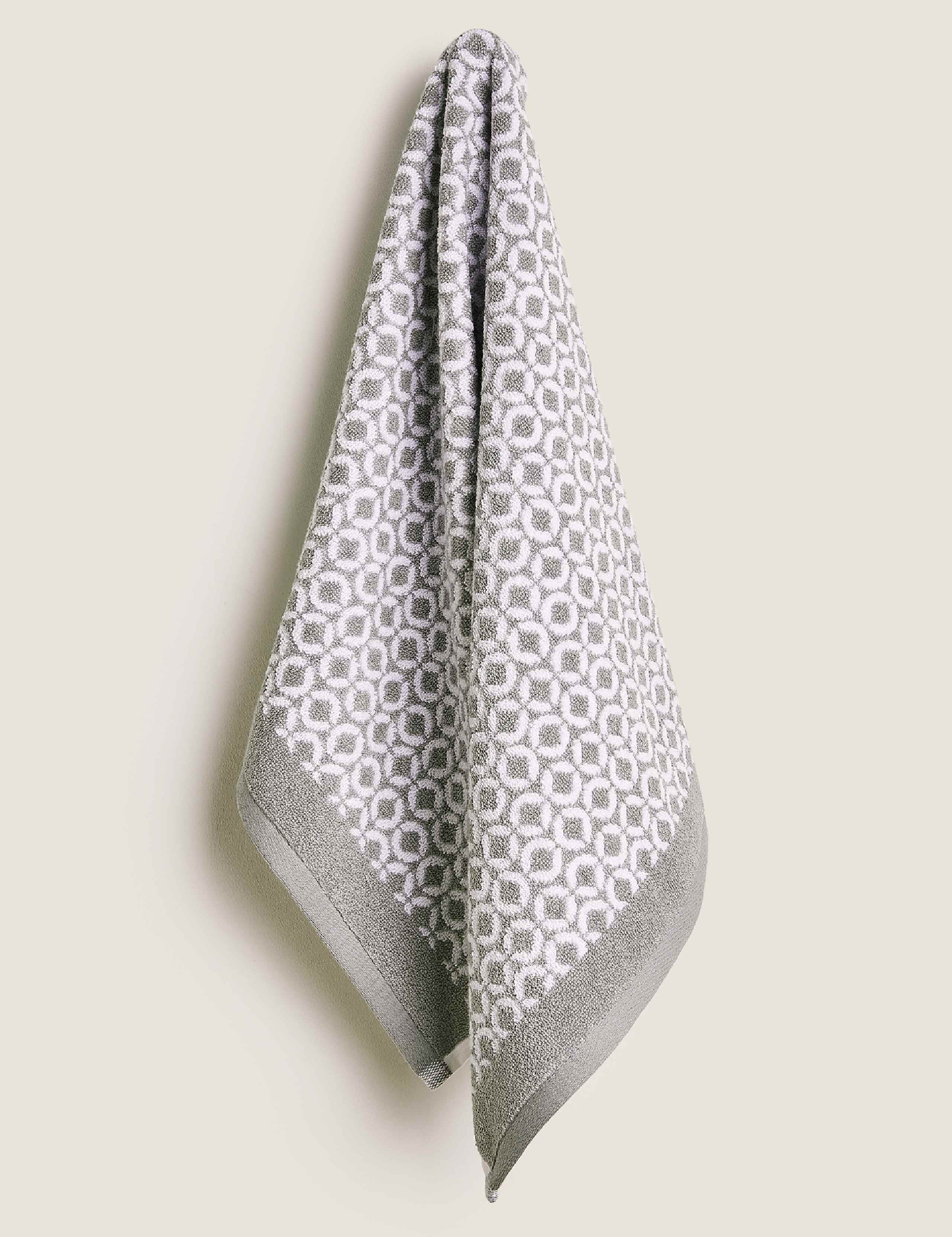 Pure cotton Repeat Links bath towel, imported from the UK