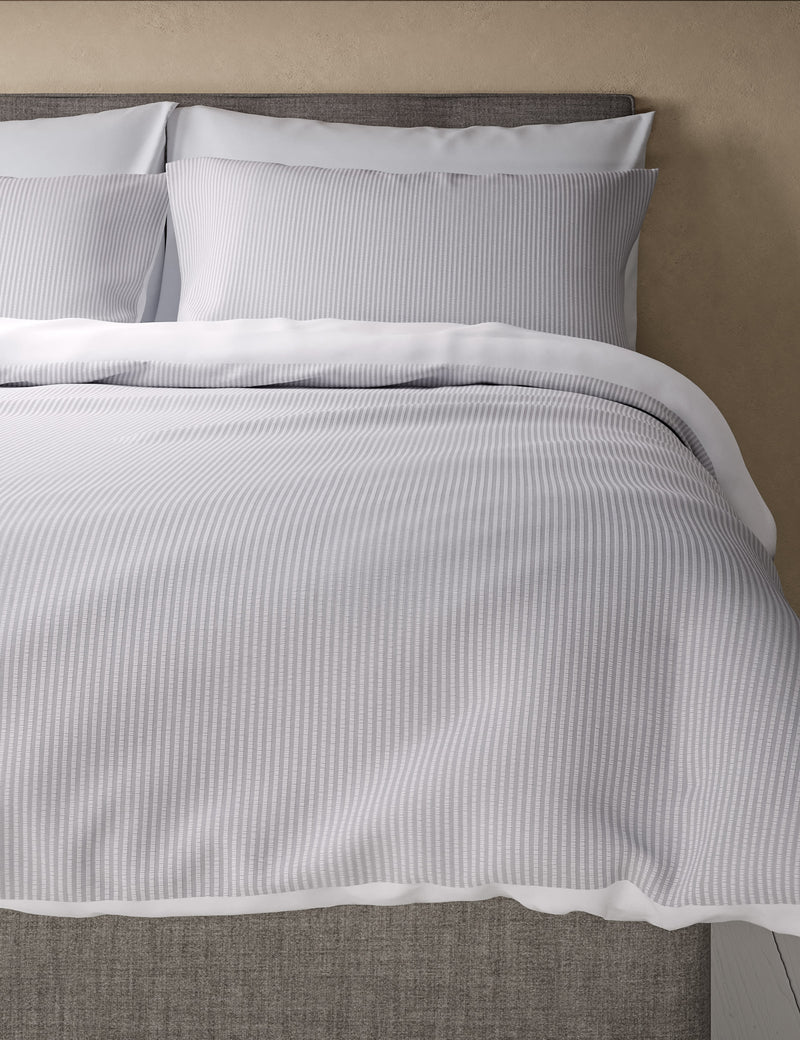 Cotton striped seersucker bedding set, imported from the UK
