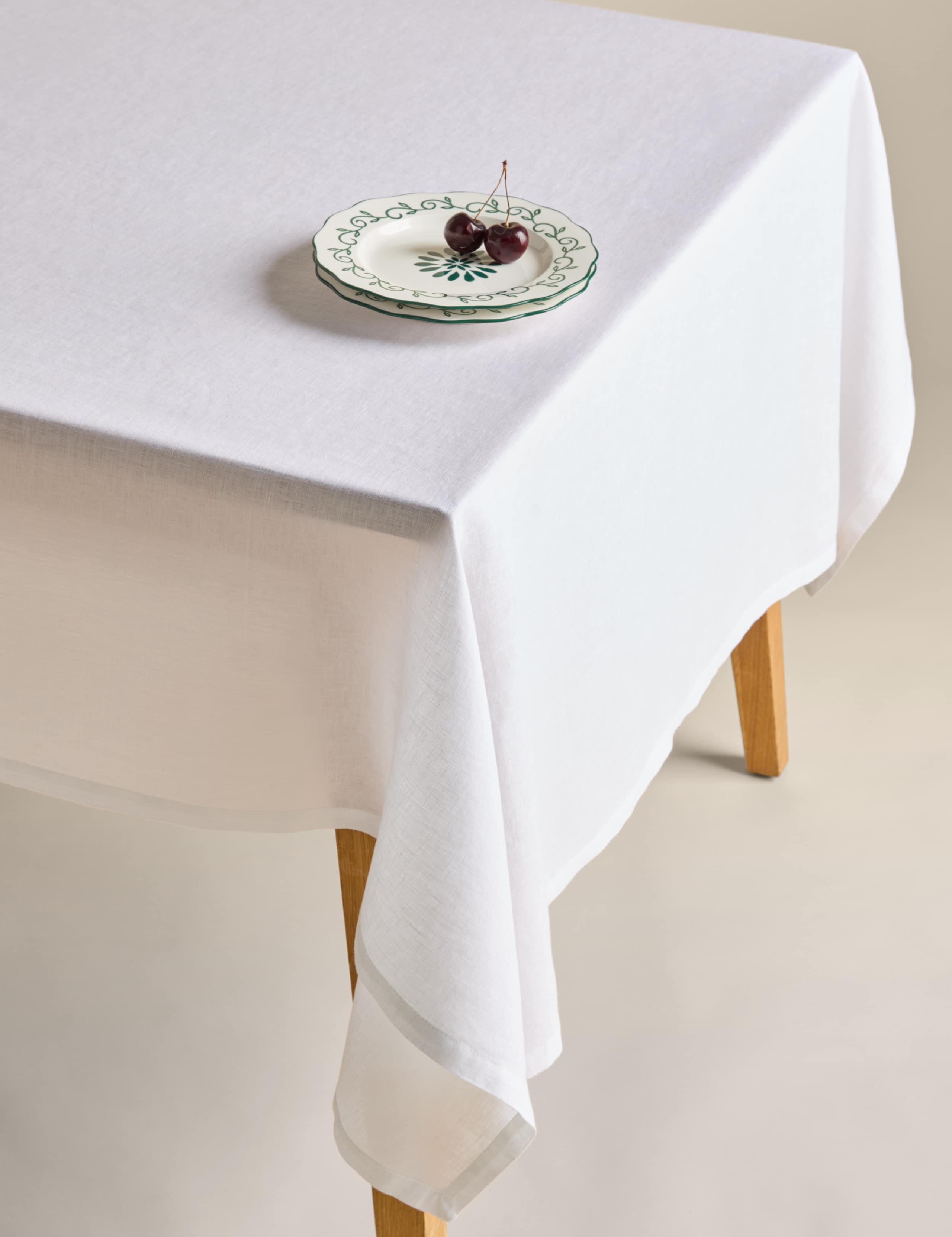 Pure Linen Tablecloth 140 x 230 cm, imported from the UK