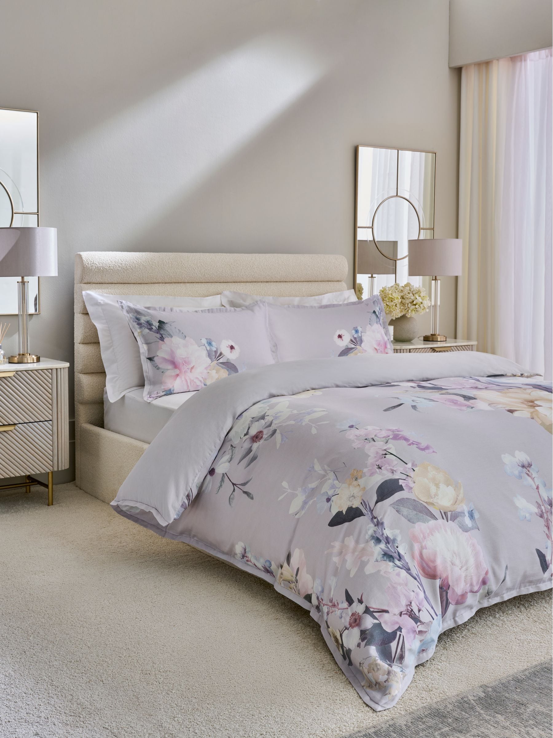 Lipsy Poppy Grey duvet cover and pillowcase set, UK version