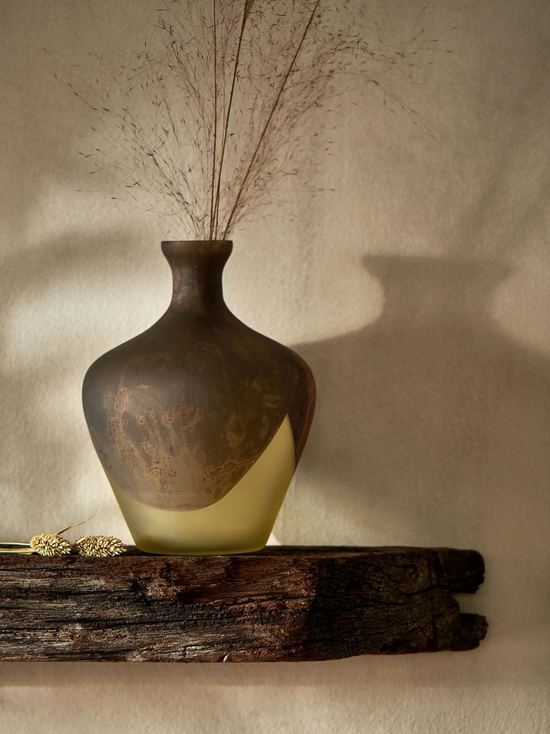 French Connection brown ochre vase with dip effect, 21cm height - British product