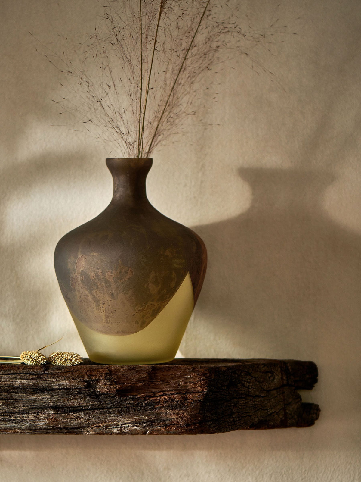 French Connection brown ochre vase with dip effect, 21cm height - British product