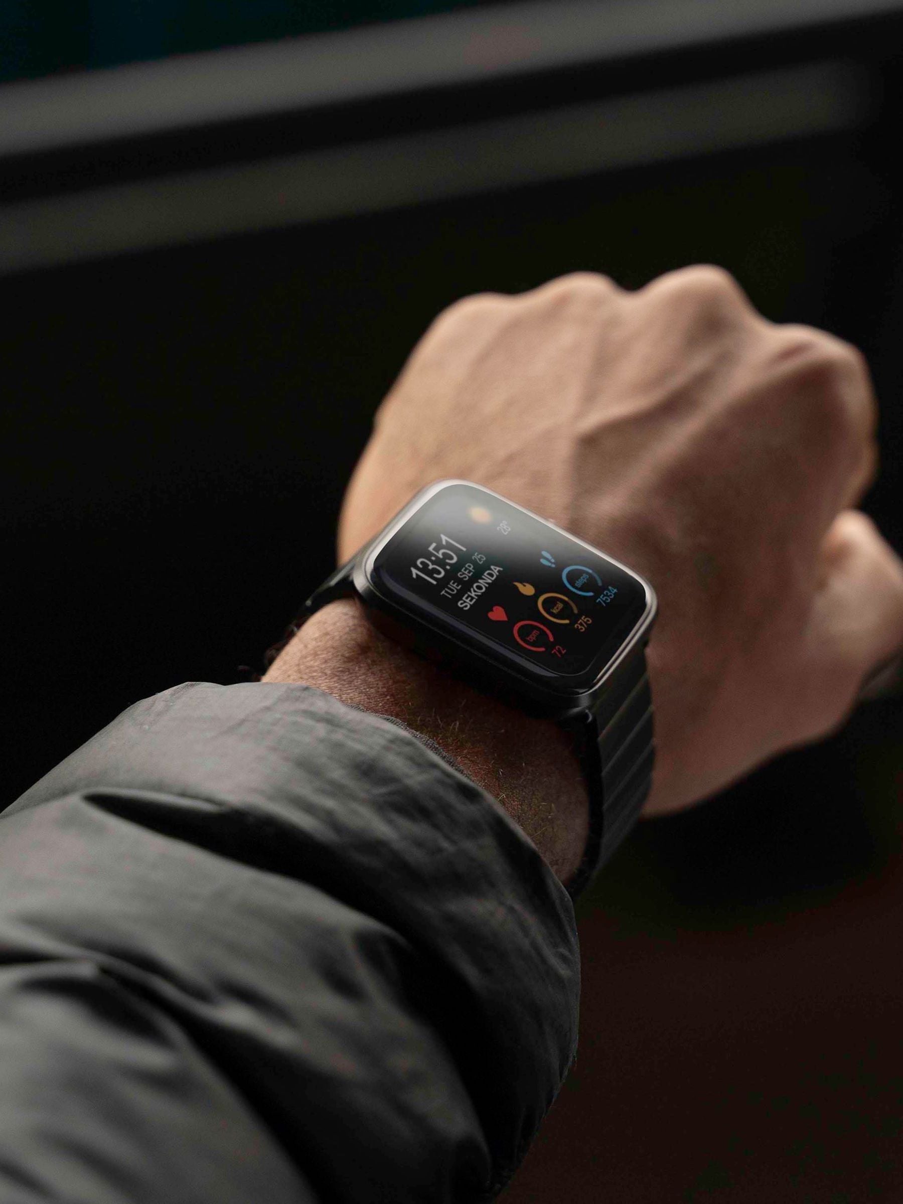 Sekonda Black Motion Plus Smartwatch With Case And Stainless Steel Bracelet With Lcd Dial
