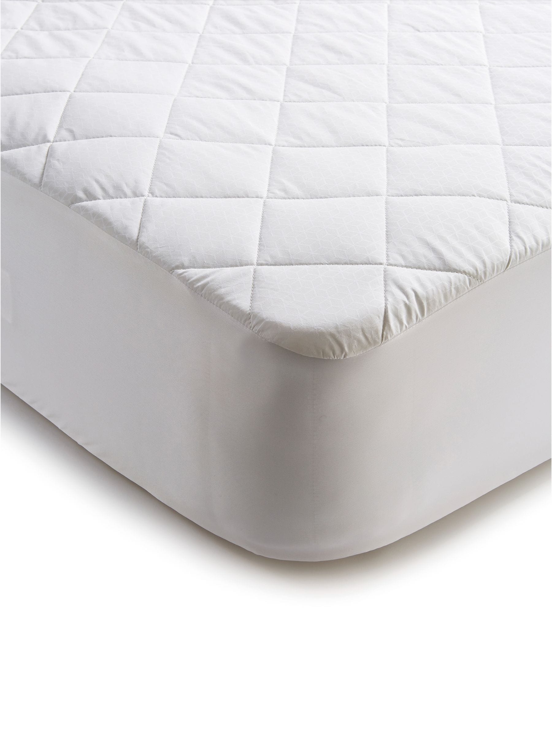 Activated Cooling White Mattress Protector - British product