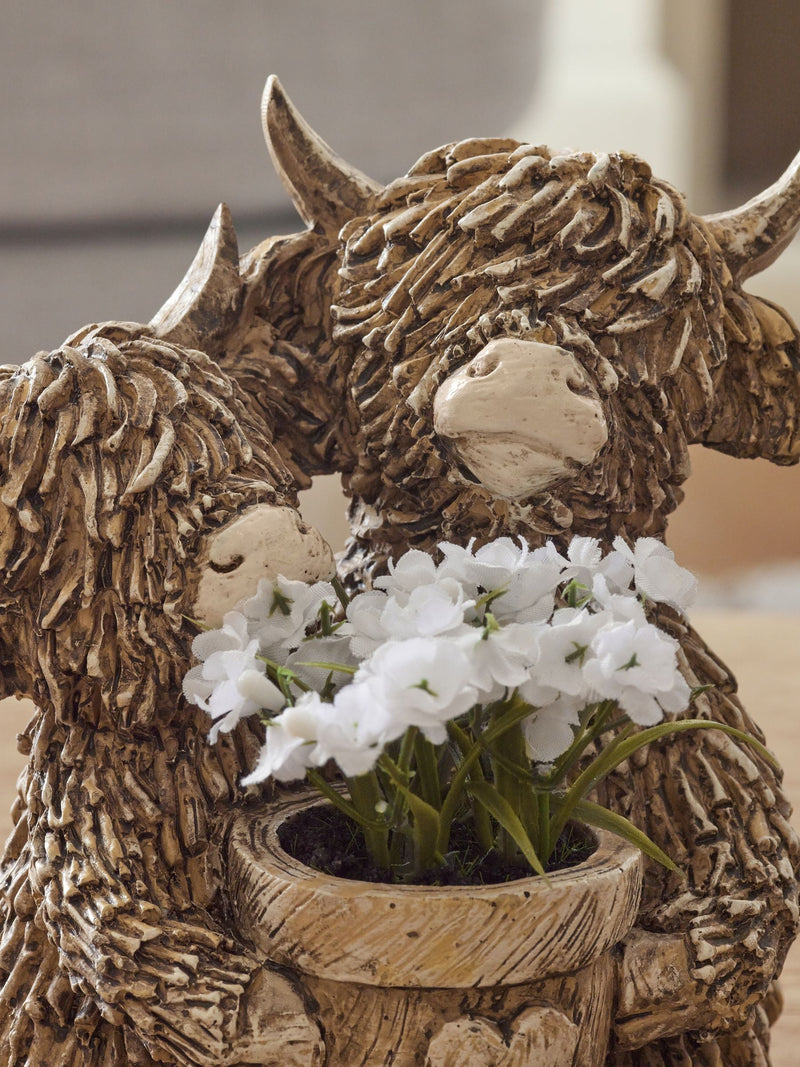 Hamish Couple Artificial Flowers decoration 22.5cm high, imported from the UK