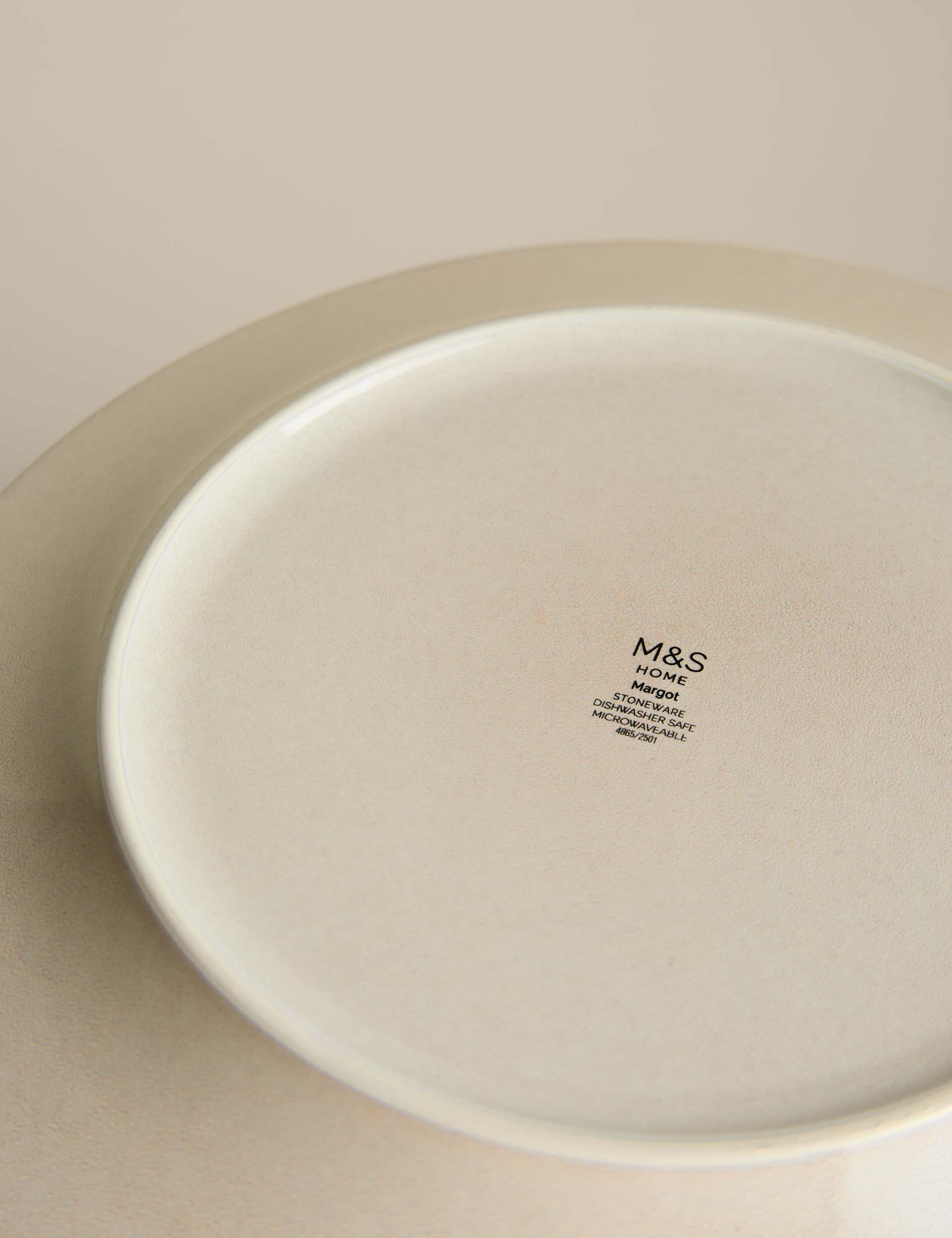 Reactive Stripe Dinner Plate