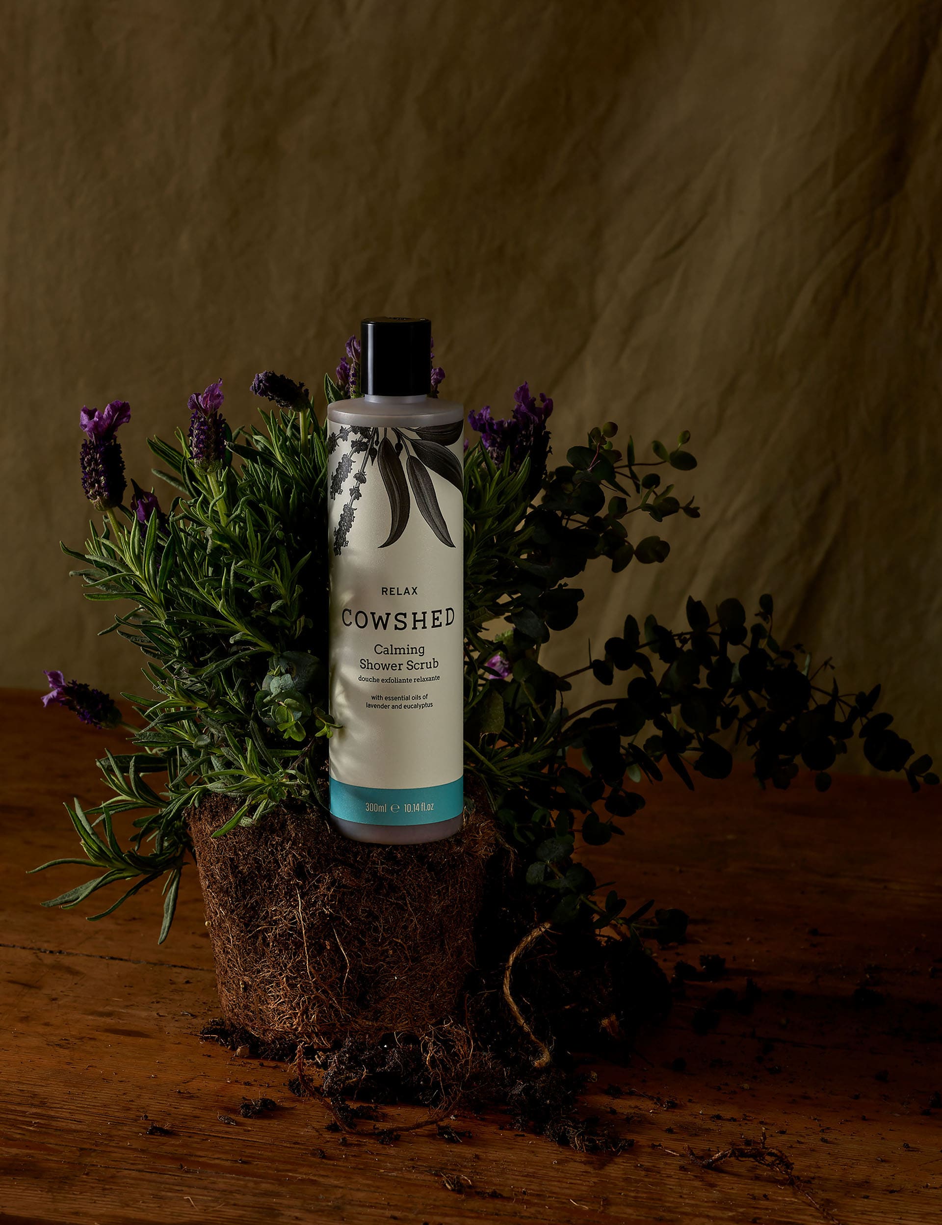 Cowshed Relax Shower Scrub Lavender & Eucalyptus 300ml, imported from the UK