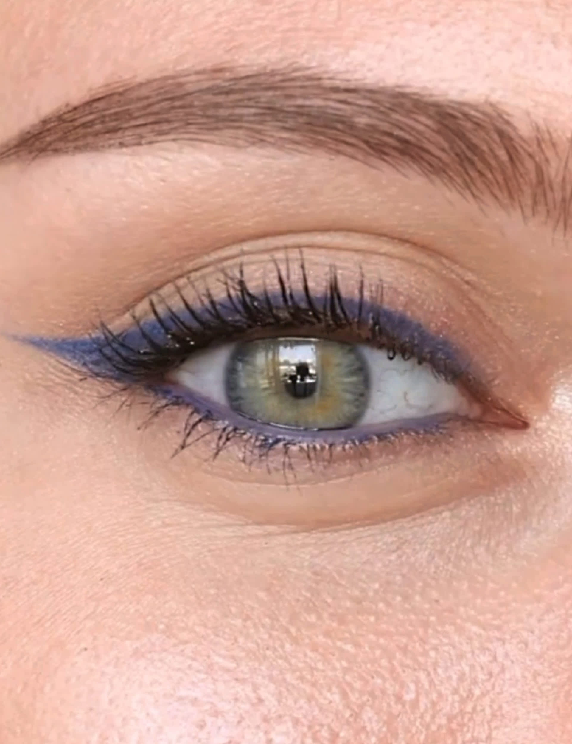 Sweed Margaux Bordeaux Satin Eyeliner 1.2g (British brand)