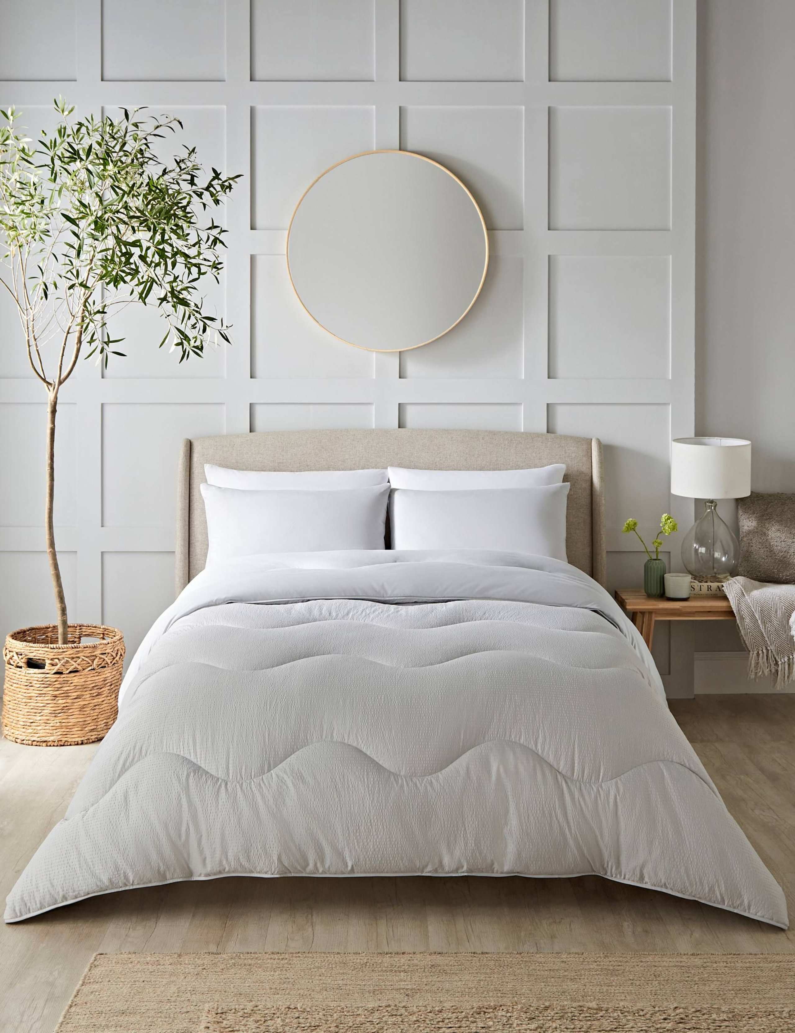 Seersucker 10.5 Tog Coverless Duvet Set