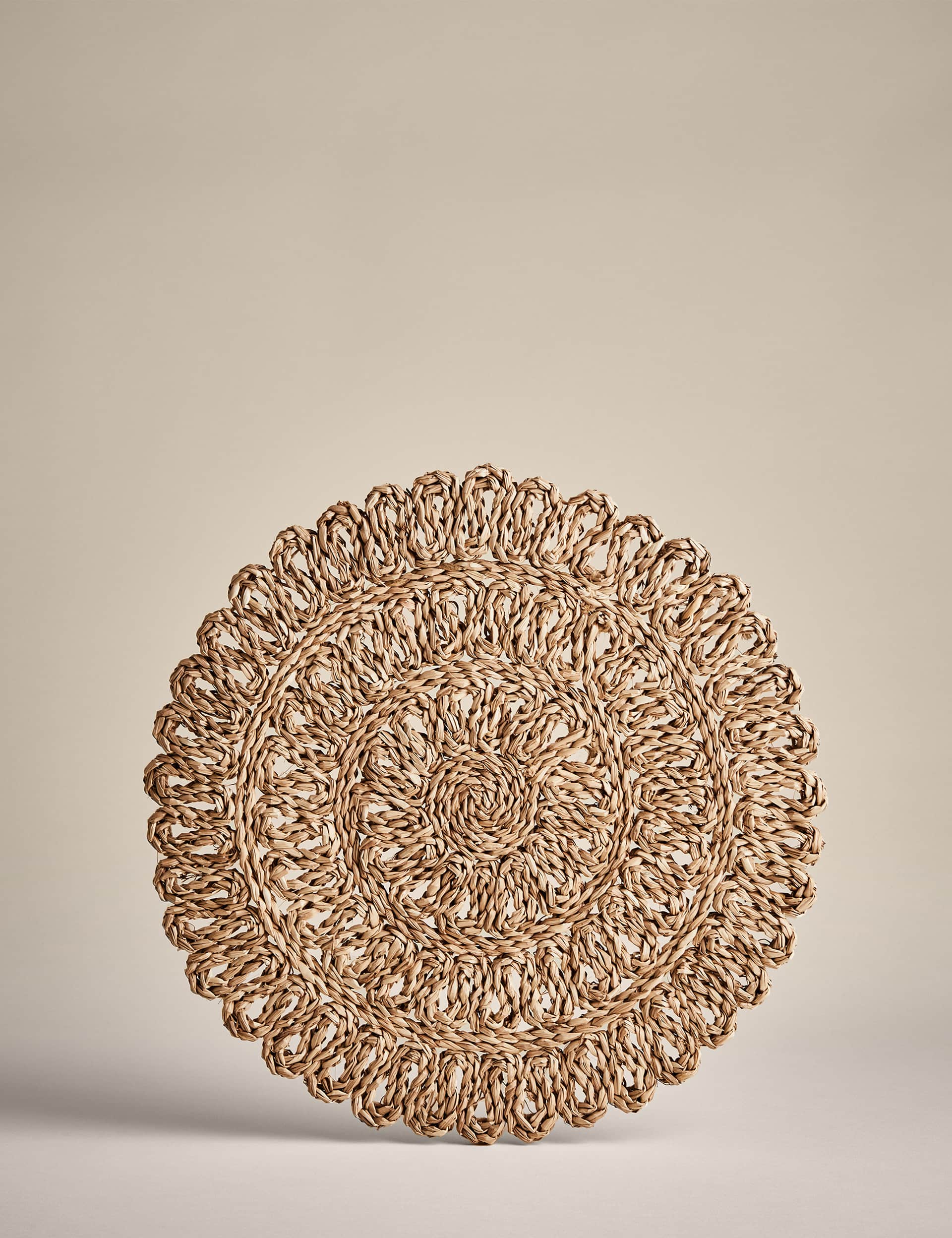 Floral rattan placemats set of 2 (British brand)