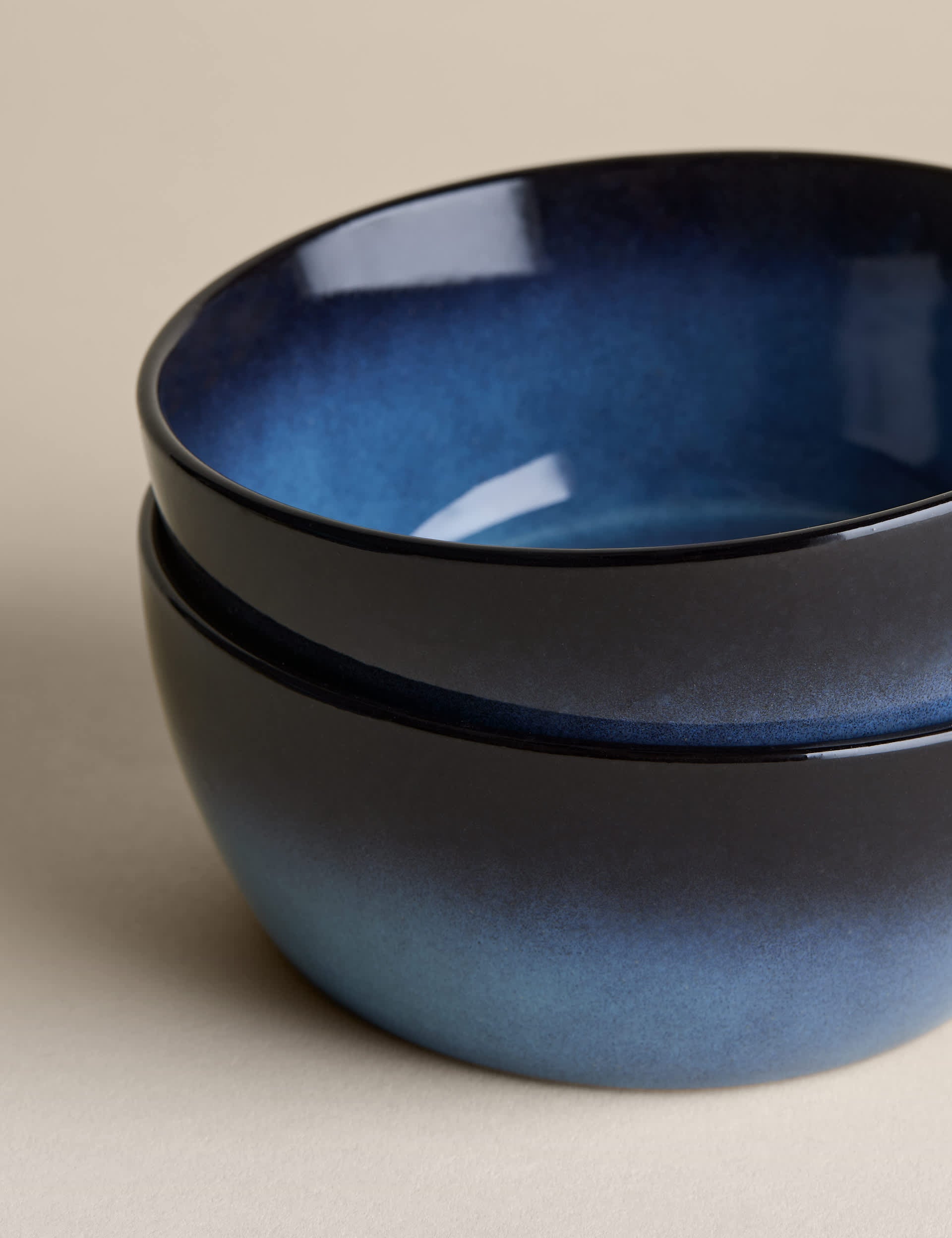 Amberley reactive cereal bowls set of 4 (British brand)