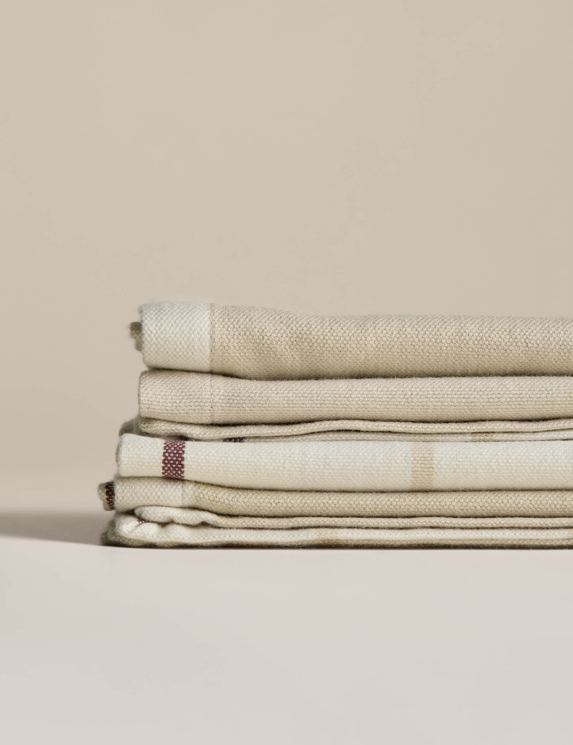 Set of 4 cotton rich checked napkins (British brand)