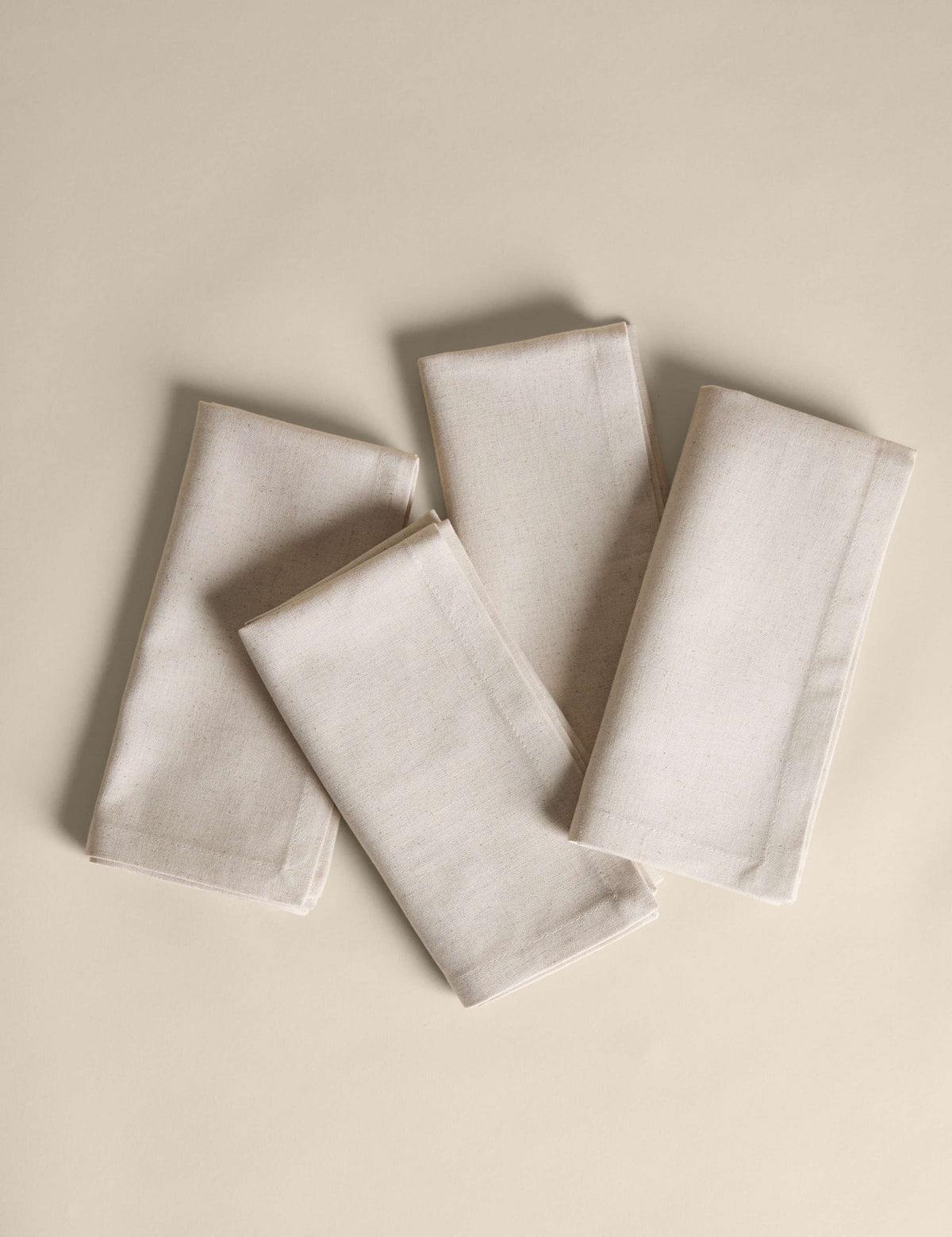 Set of 4 Cotton Rich Napkins with Linen