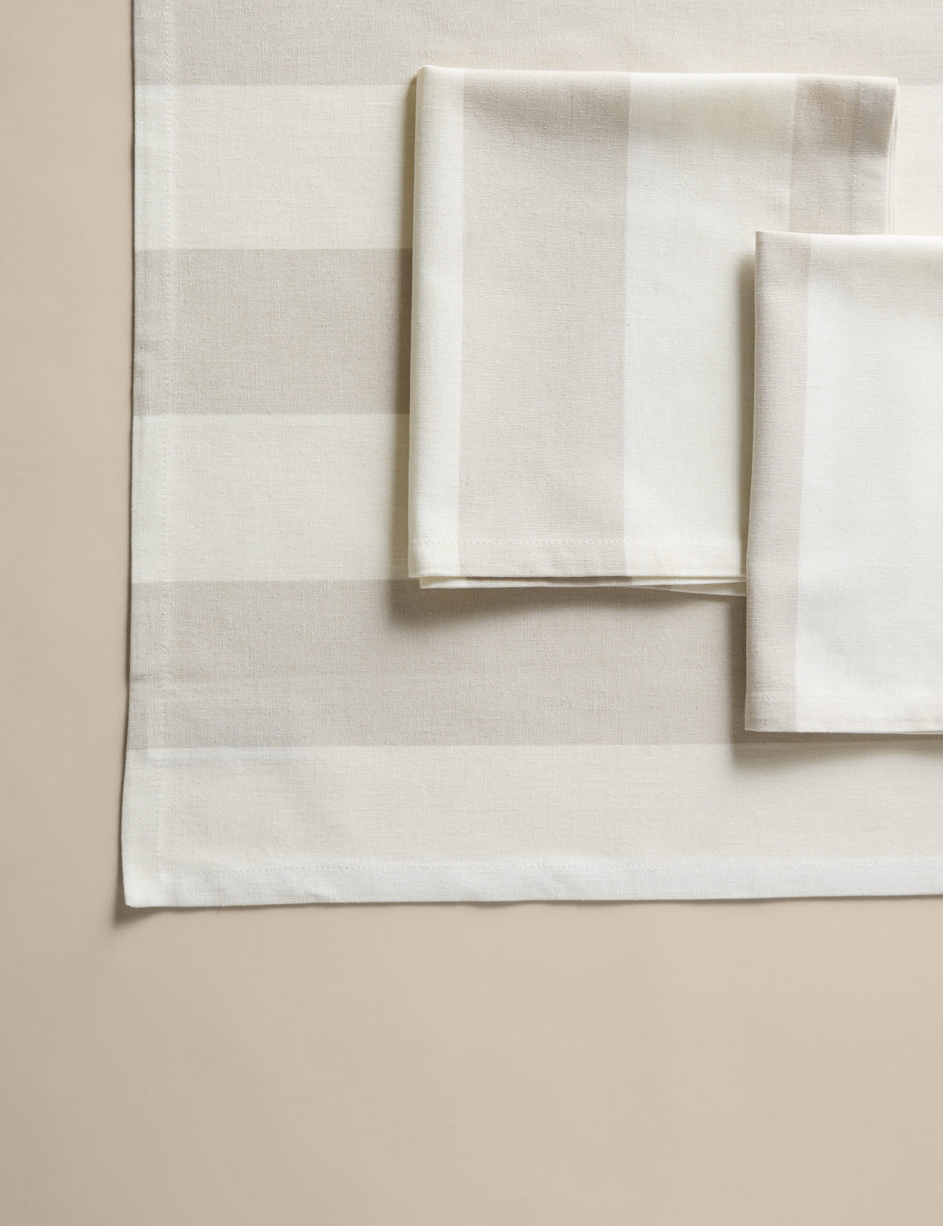 Cotton with linen wide stripe napkins, set of 4 (British brand)