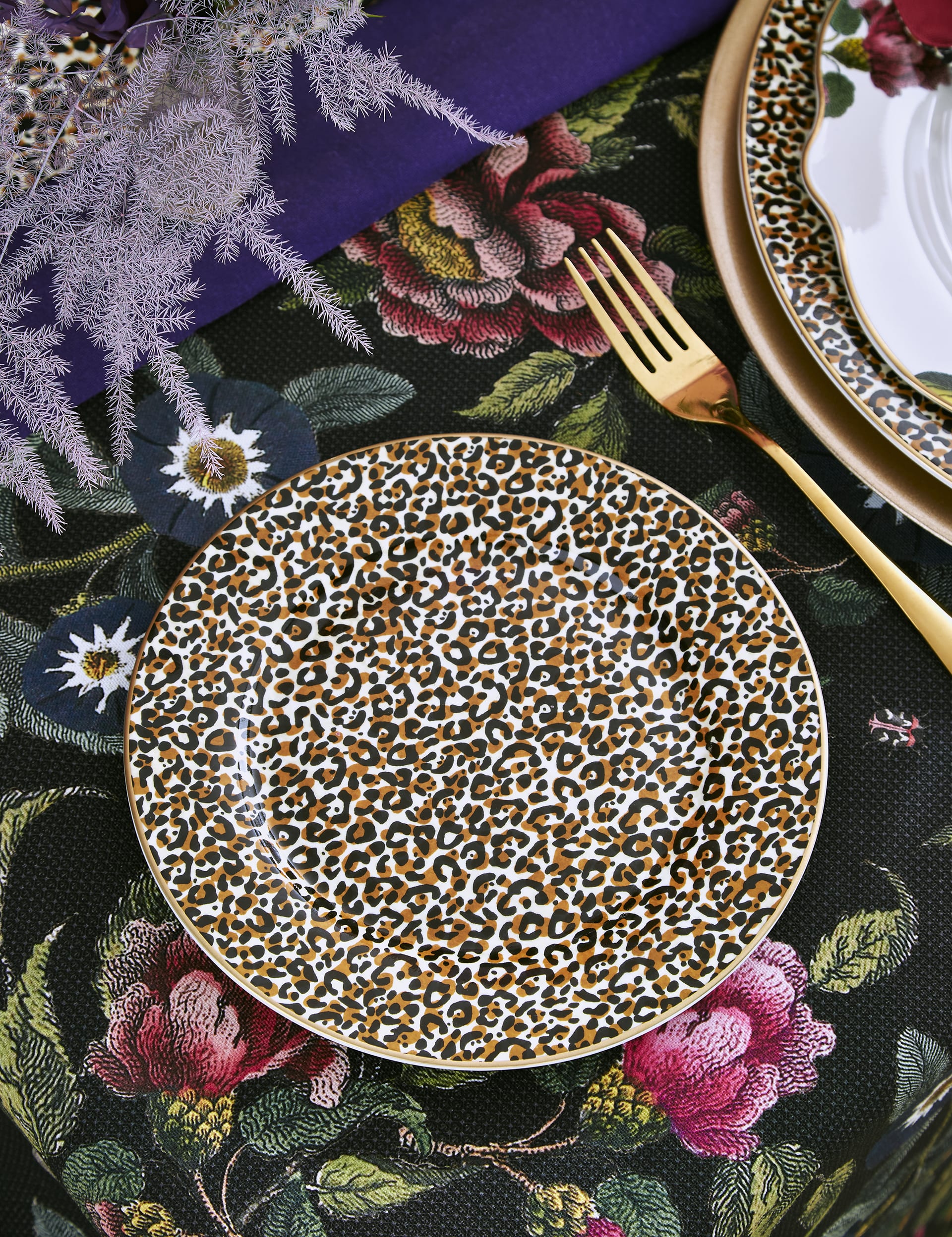 Spode Creatures of Curiosity side plates set of 4 20.4 cm (British brand)
