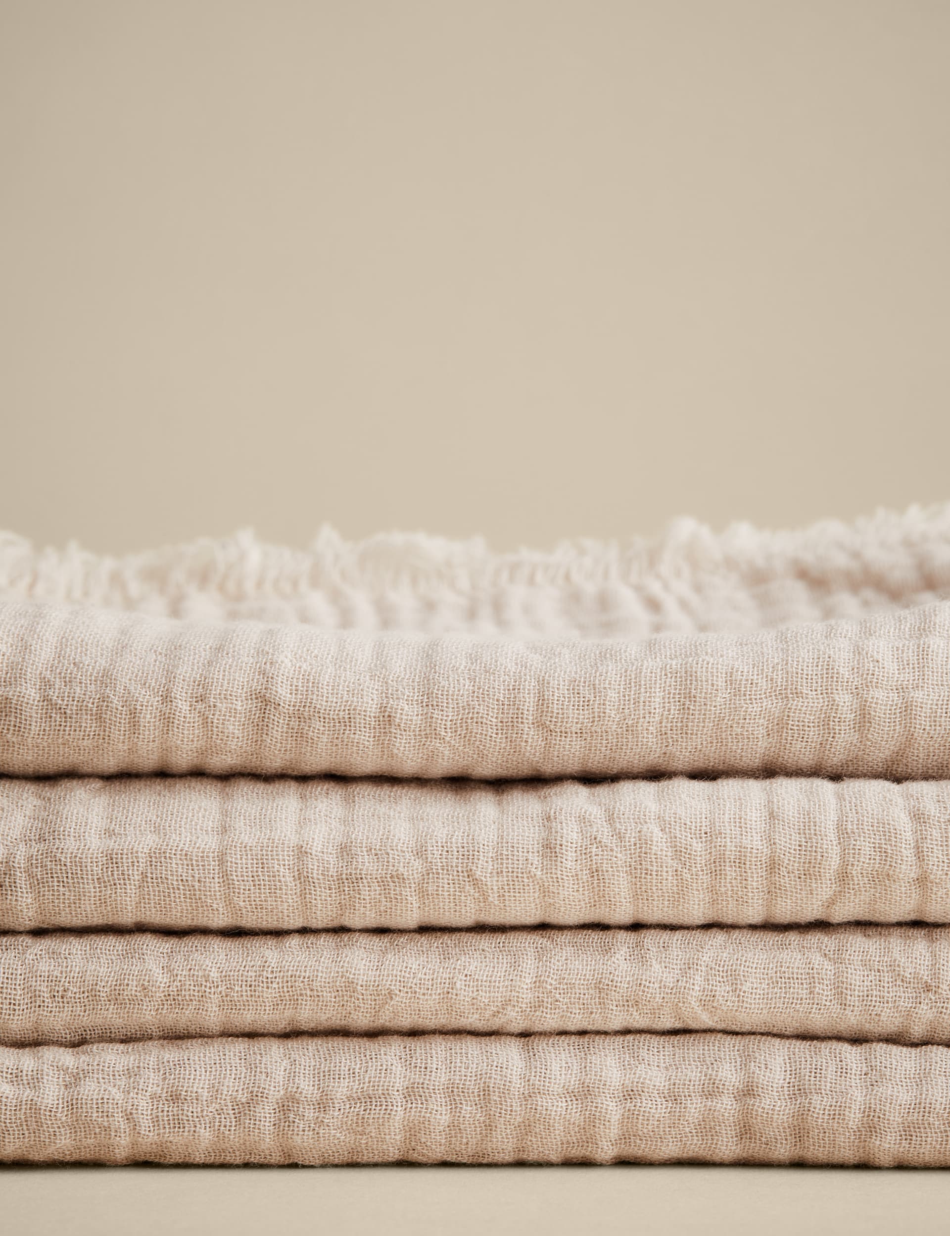 Set of 4 Frayed Edge Muslin Napkins