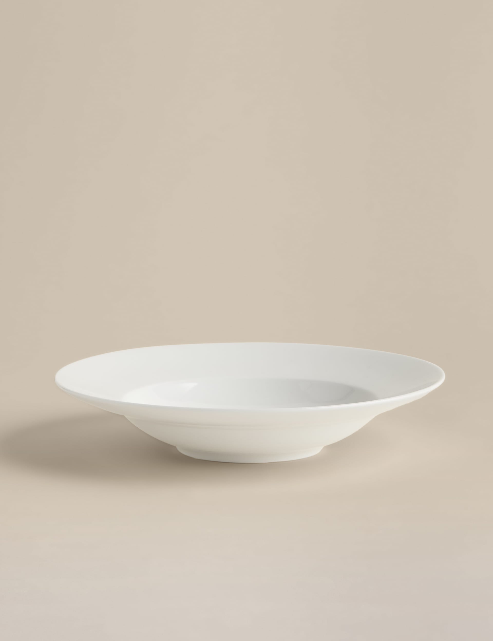 Maxim pasta bowls set of 4, imported from the UK