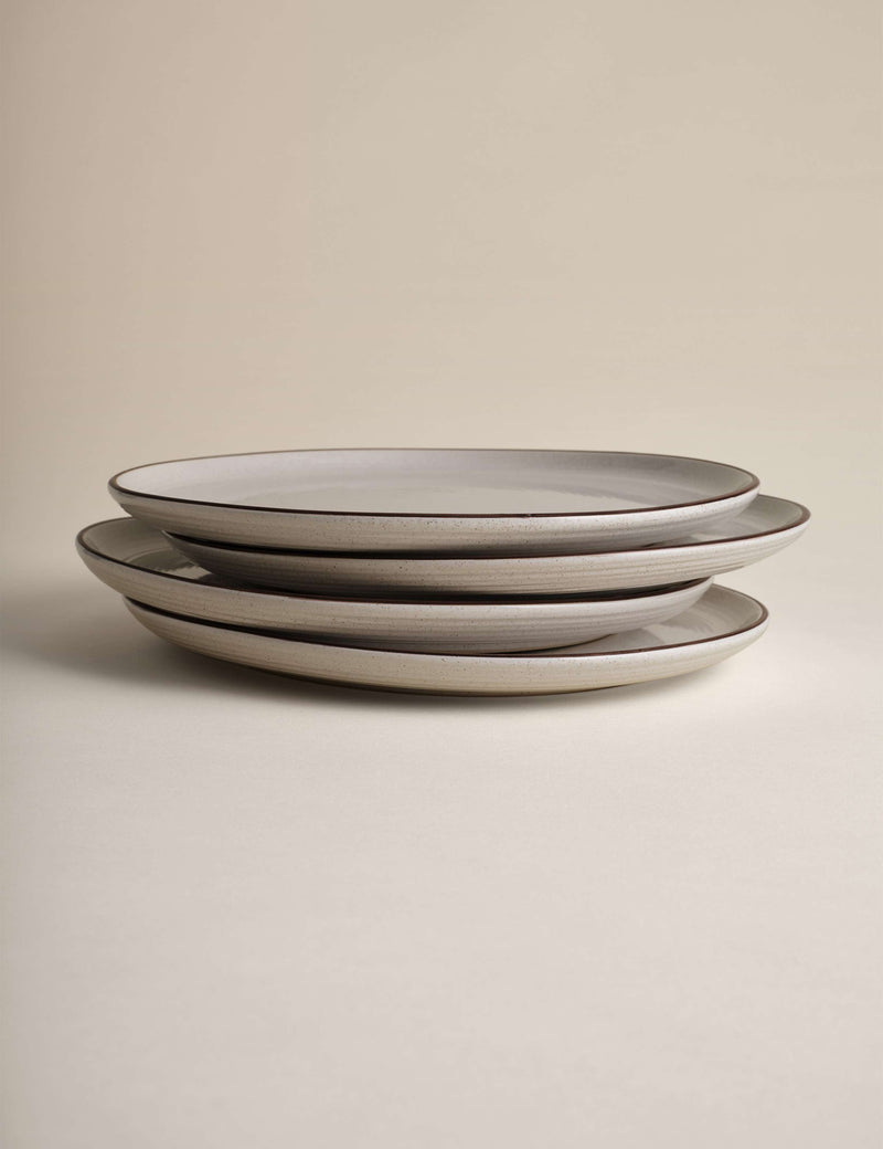 Dinner Plates Set of 4 Michigan Rim Style (British brand)