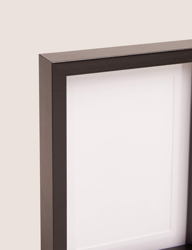 Set of 8 gallery photo frames (British brand)