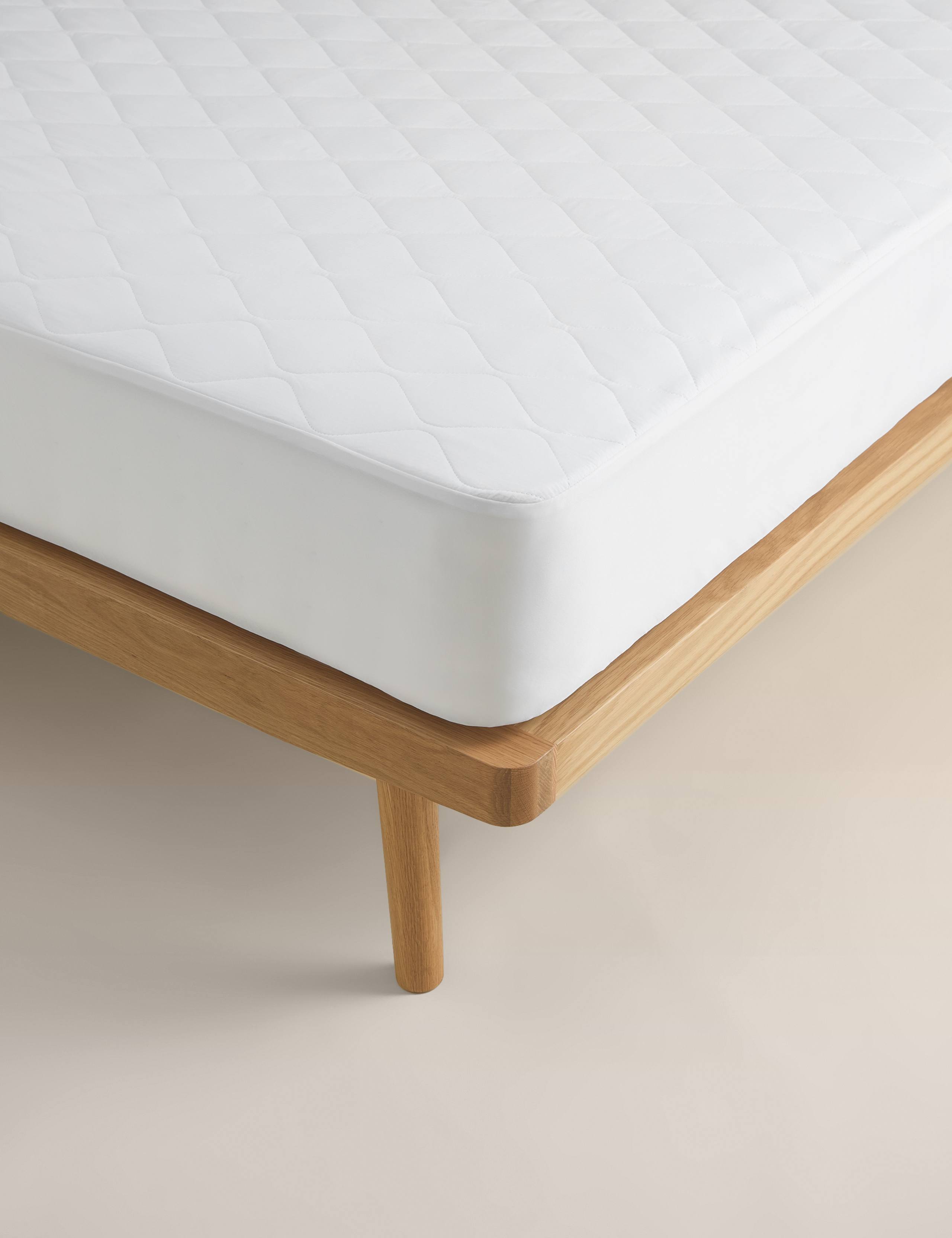 Simply Soft Mattress Protector (British brand)
