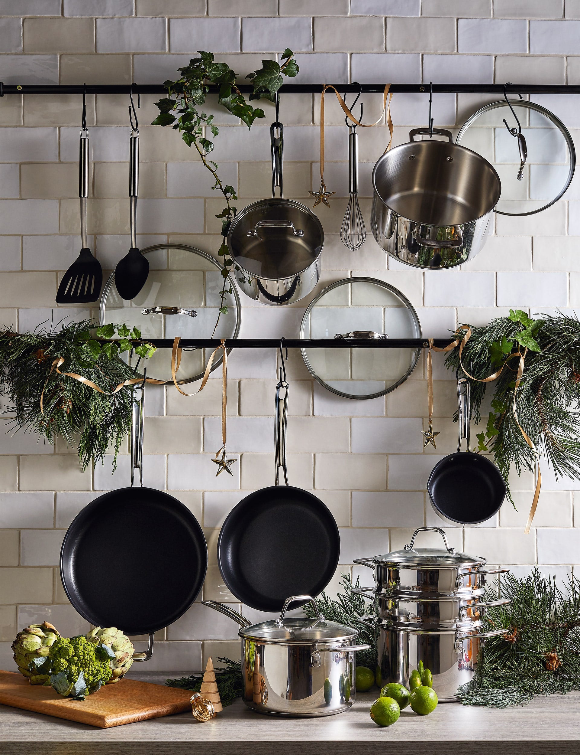 Stainless steel 18cm medium saucepan (British brand)