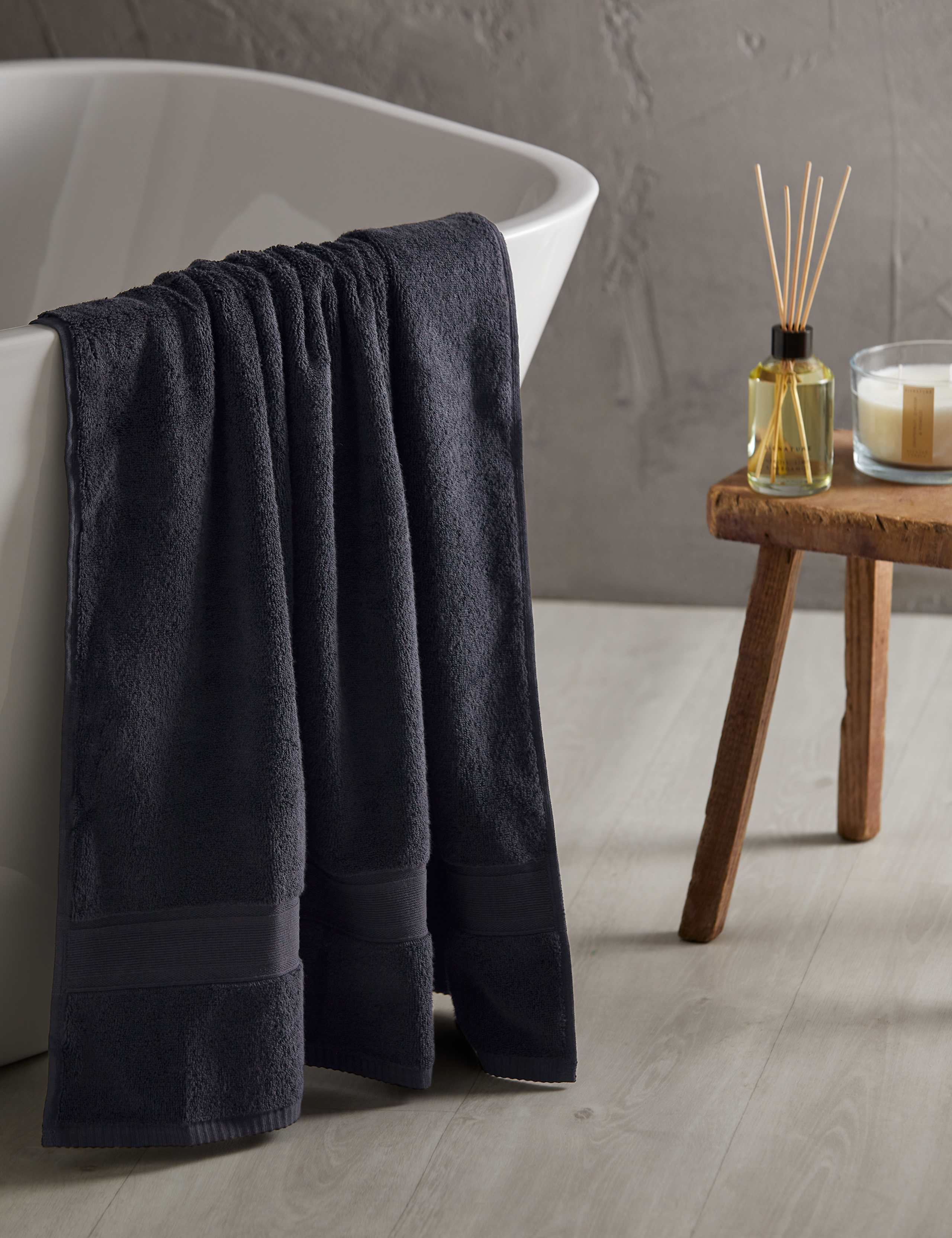 Super soft pure cotton bath towel (British brand)