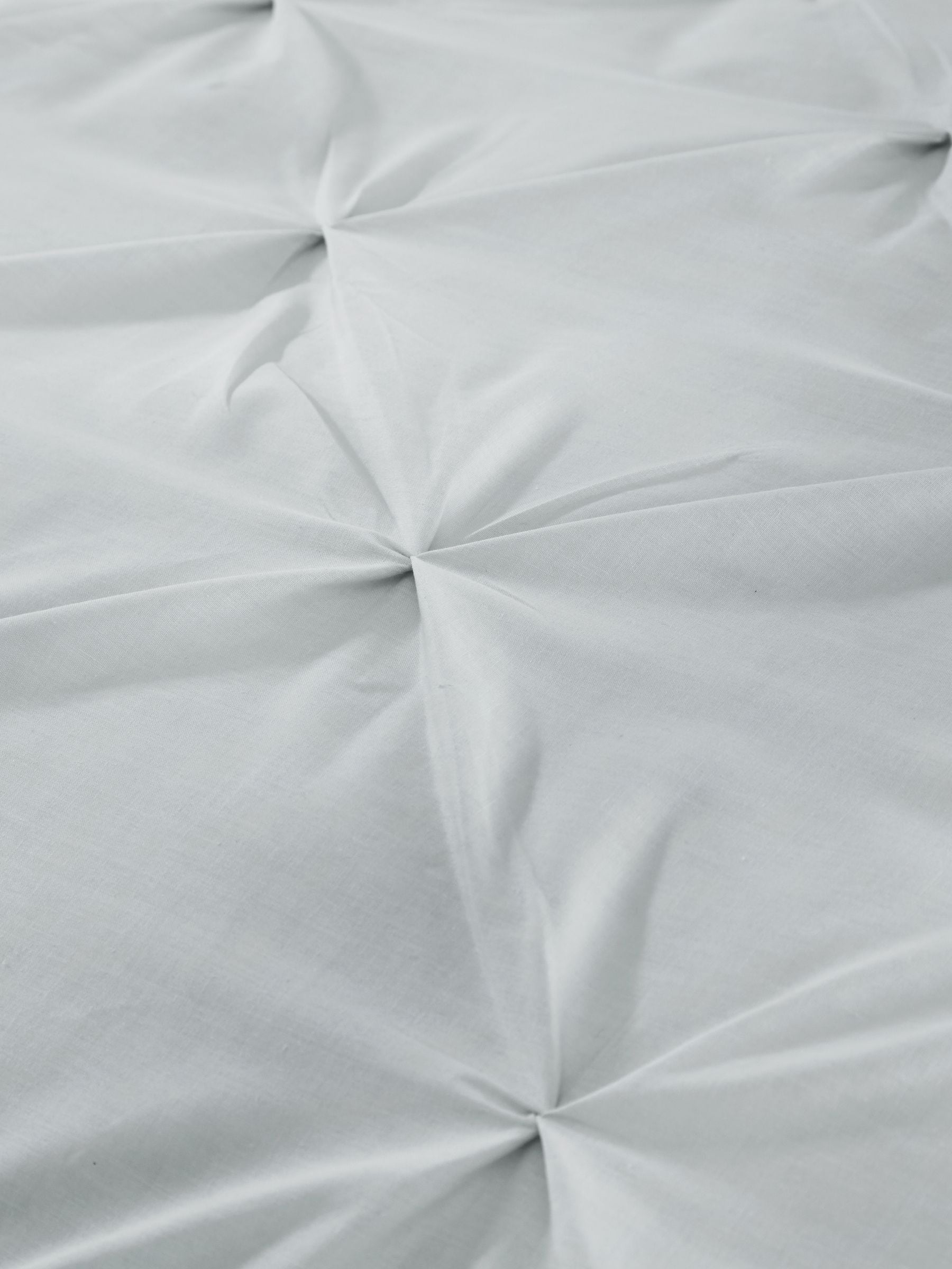 Serene Silver Lara Duvet Cover And Pillowcase Set