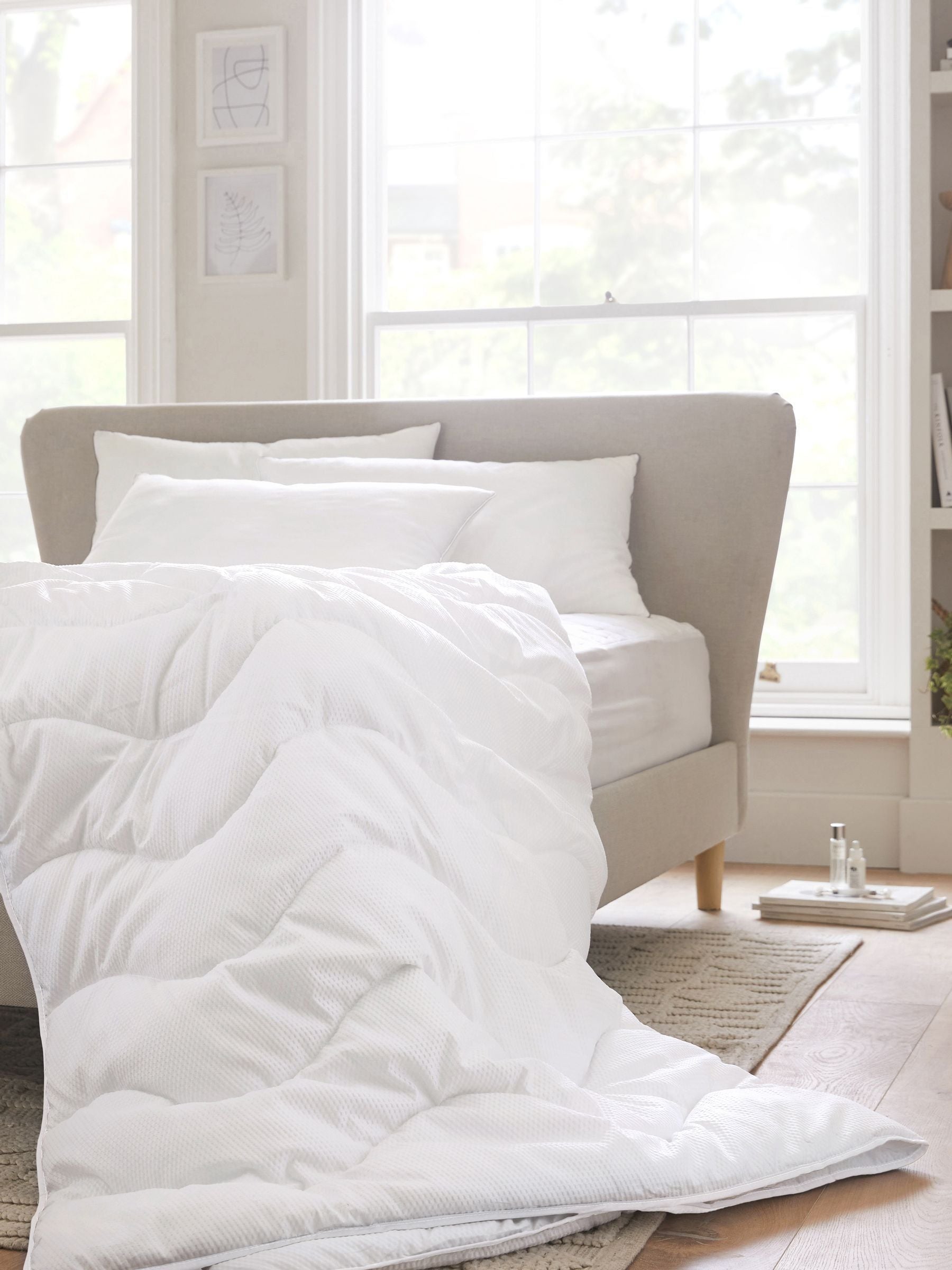 Sleep In Silk 4.5 Tog duvet (British brand)