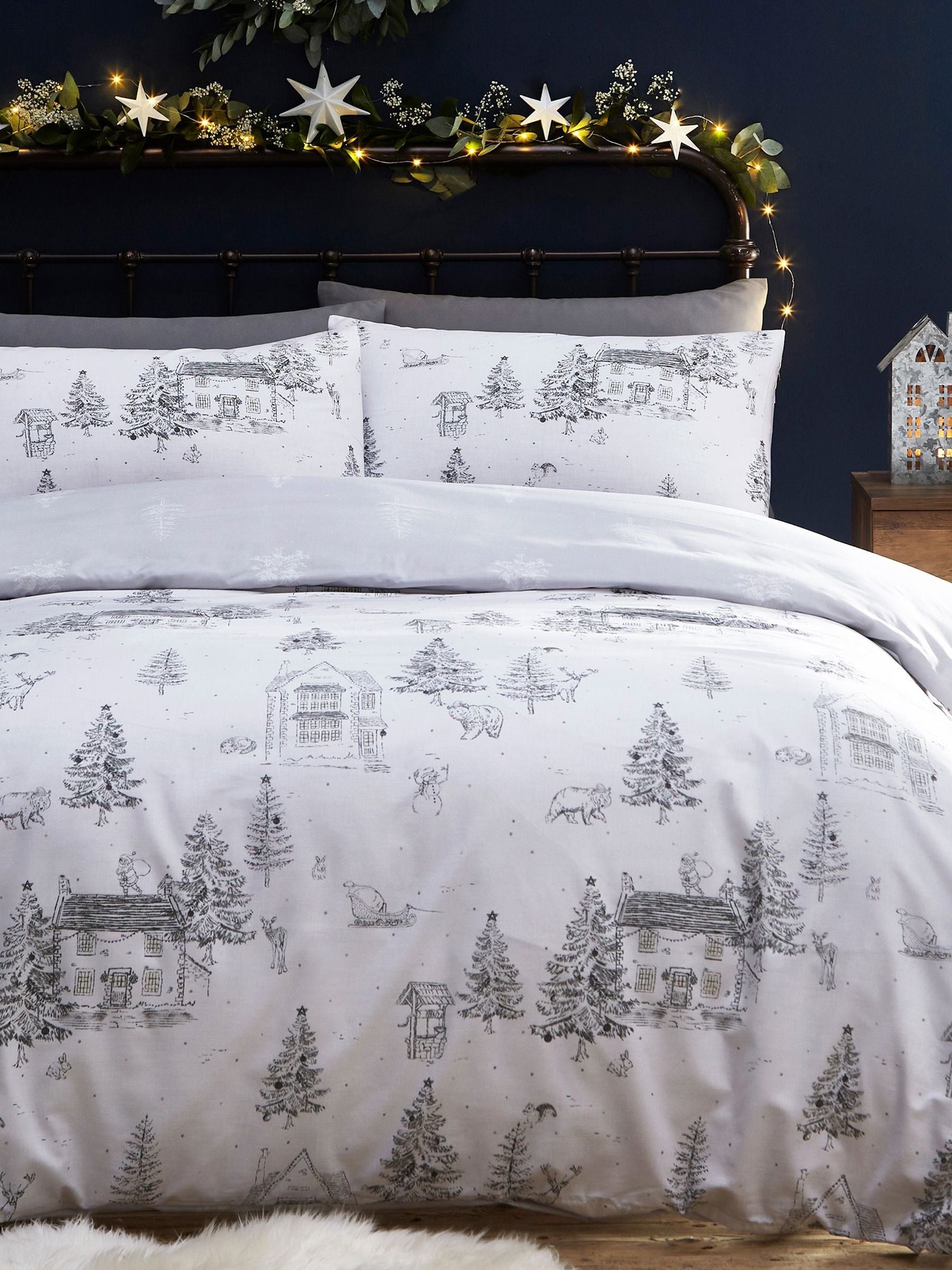 White Midwinter Toile Christmas duvet cover and pillowcase set - British product