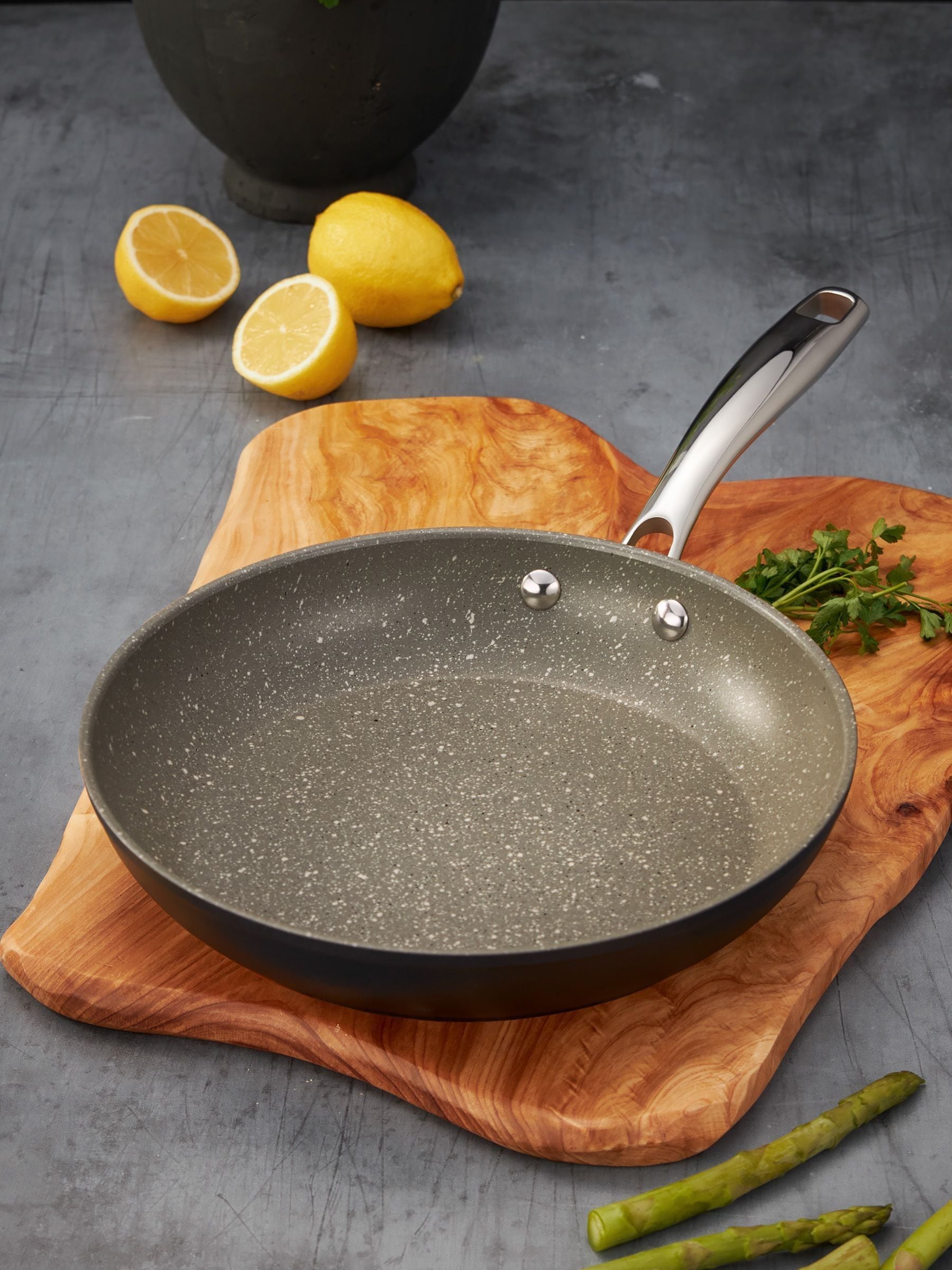 Stellar Grey Rocktanium non-stick frying pan 26cm (British brand)