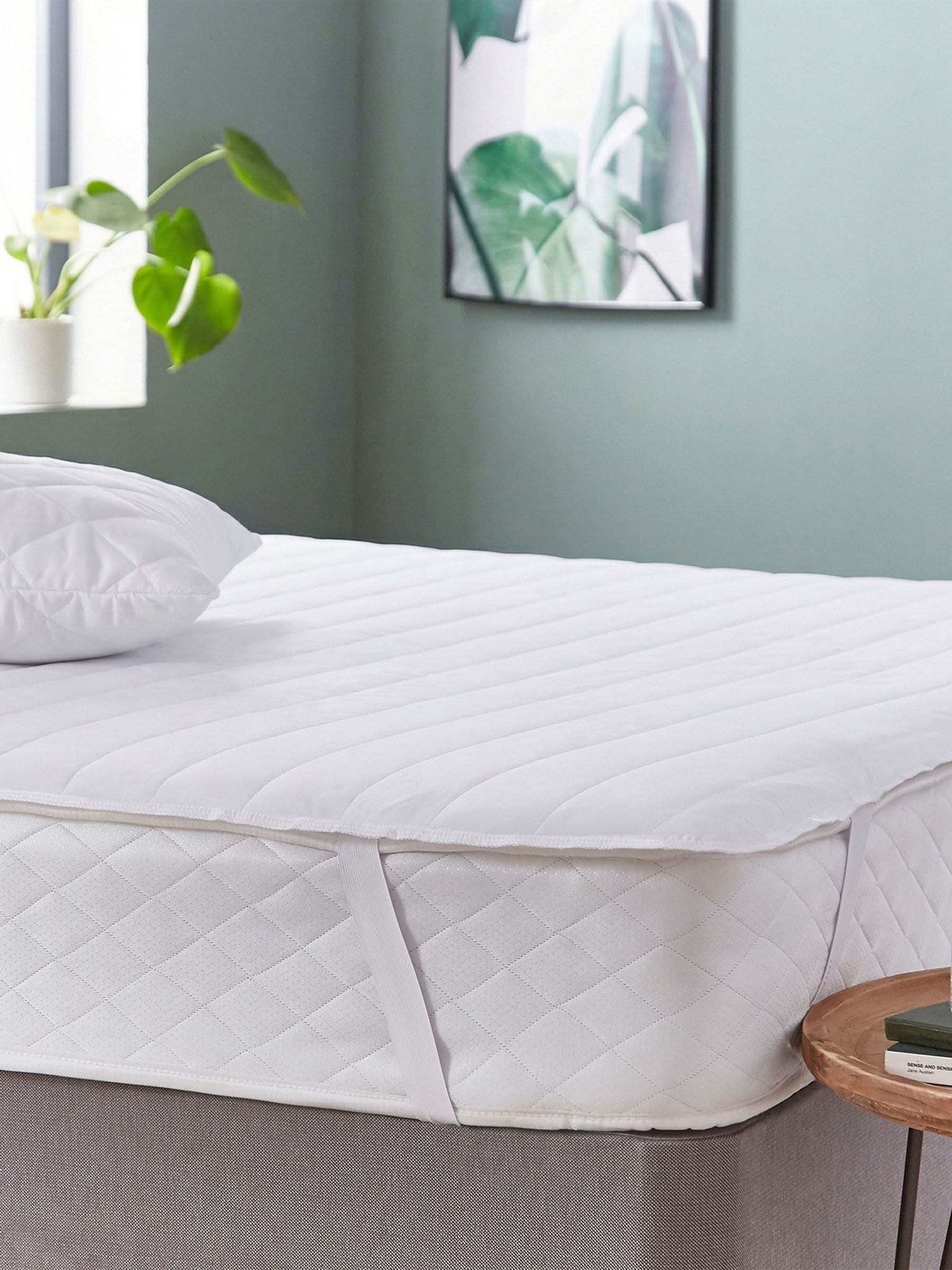 Silentnight Anti Allergy Mattress Protector (British brand)