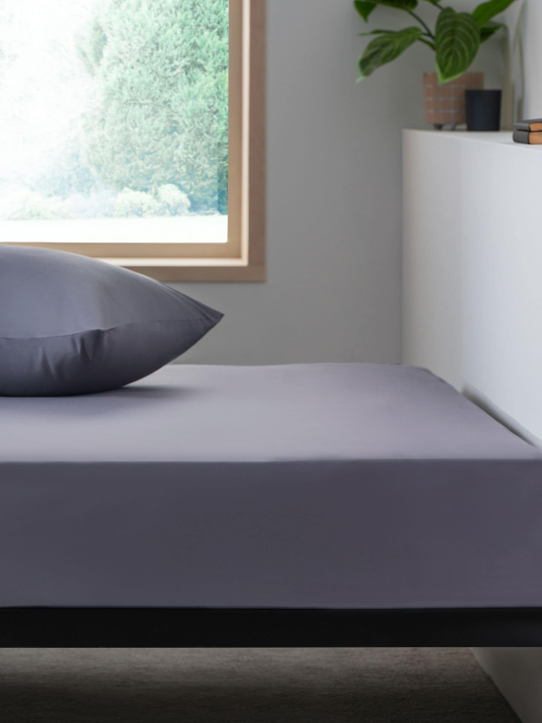 Charcoal Grey Easy Care Polycotton Fitted Sheet