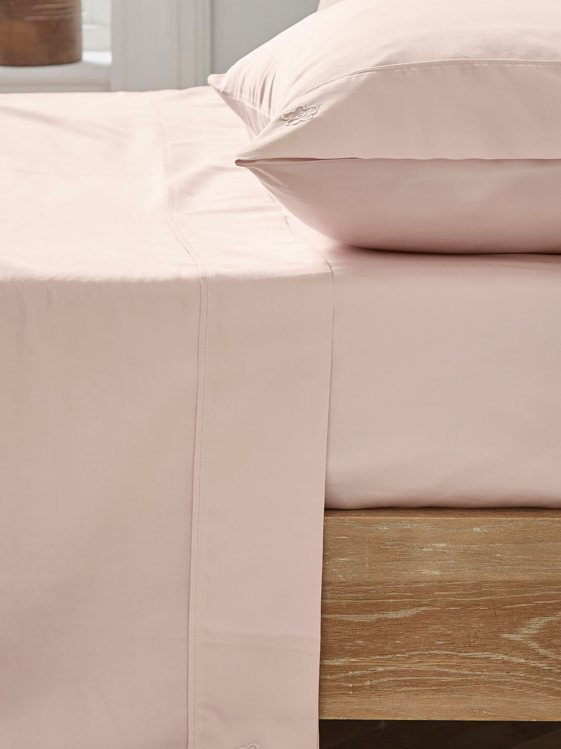 Ted Baker pink flat sheet (British brand)