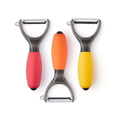 Taylor's Eye Witness vegetable peeler colour may vary (British brand)