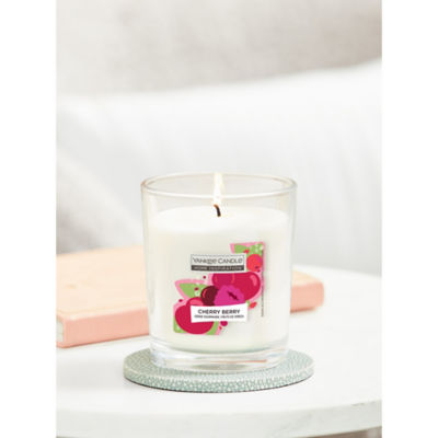 Yankee Candle Cherry Berry scented candle (British brand)