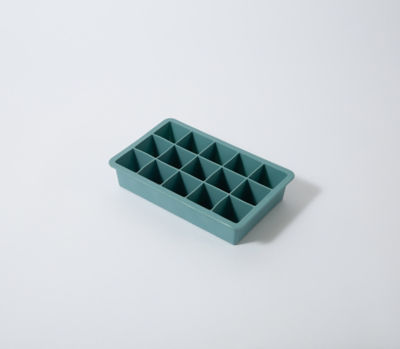George Home silicone ice cube tray for 15 cubes, UK version
